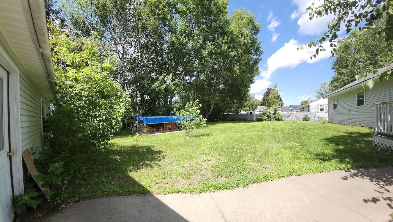 14 New York Street Property Photo 38