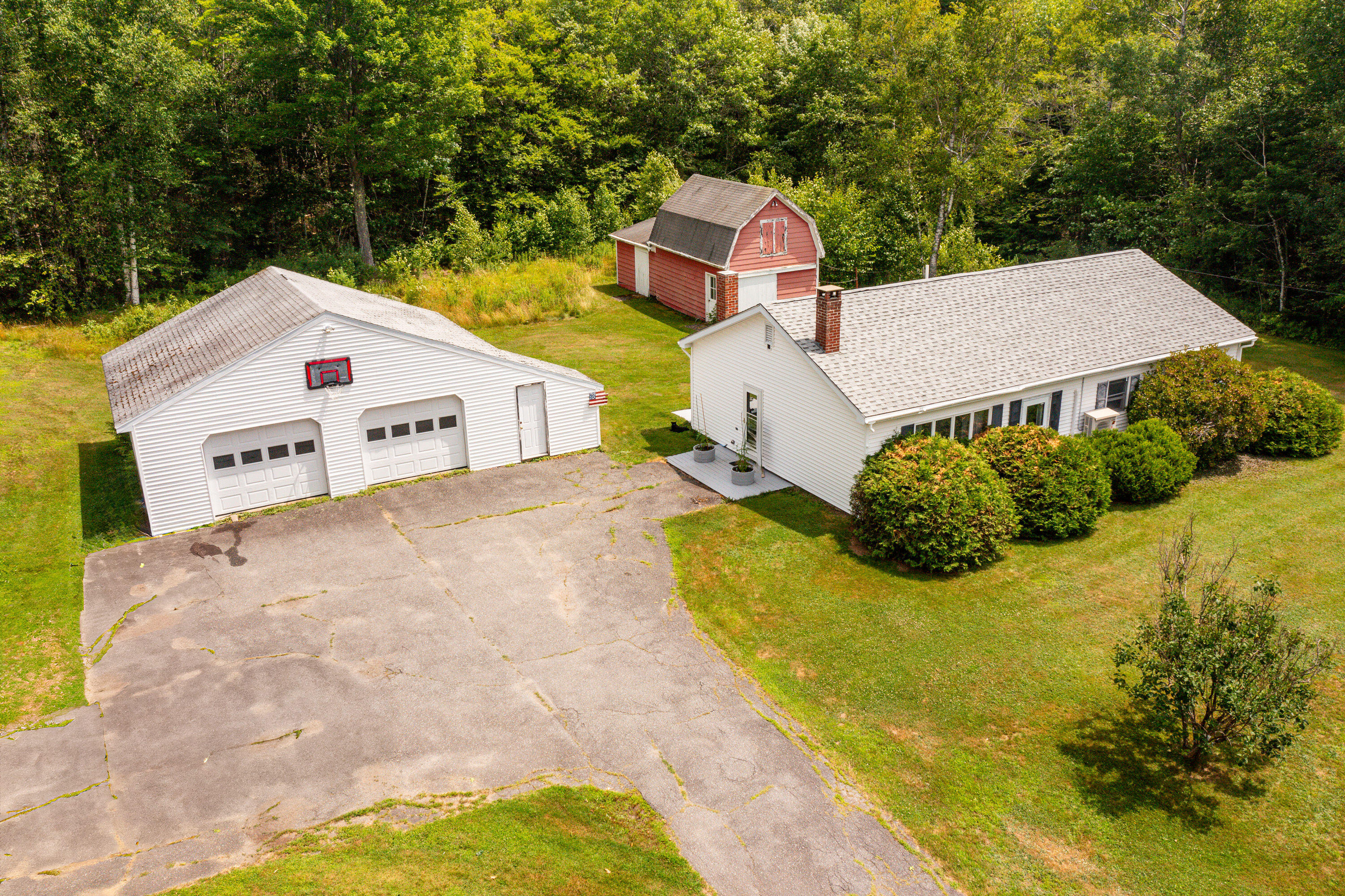 1499 Waterville Road Property Photo 2