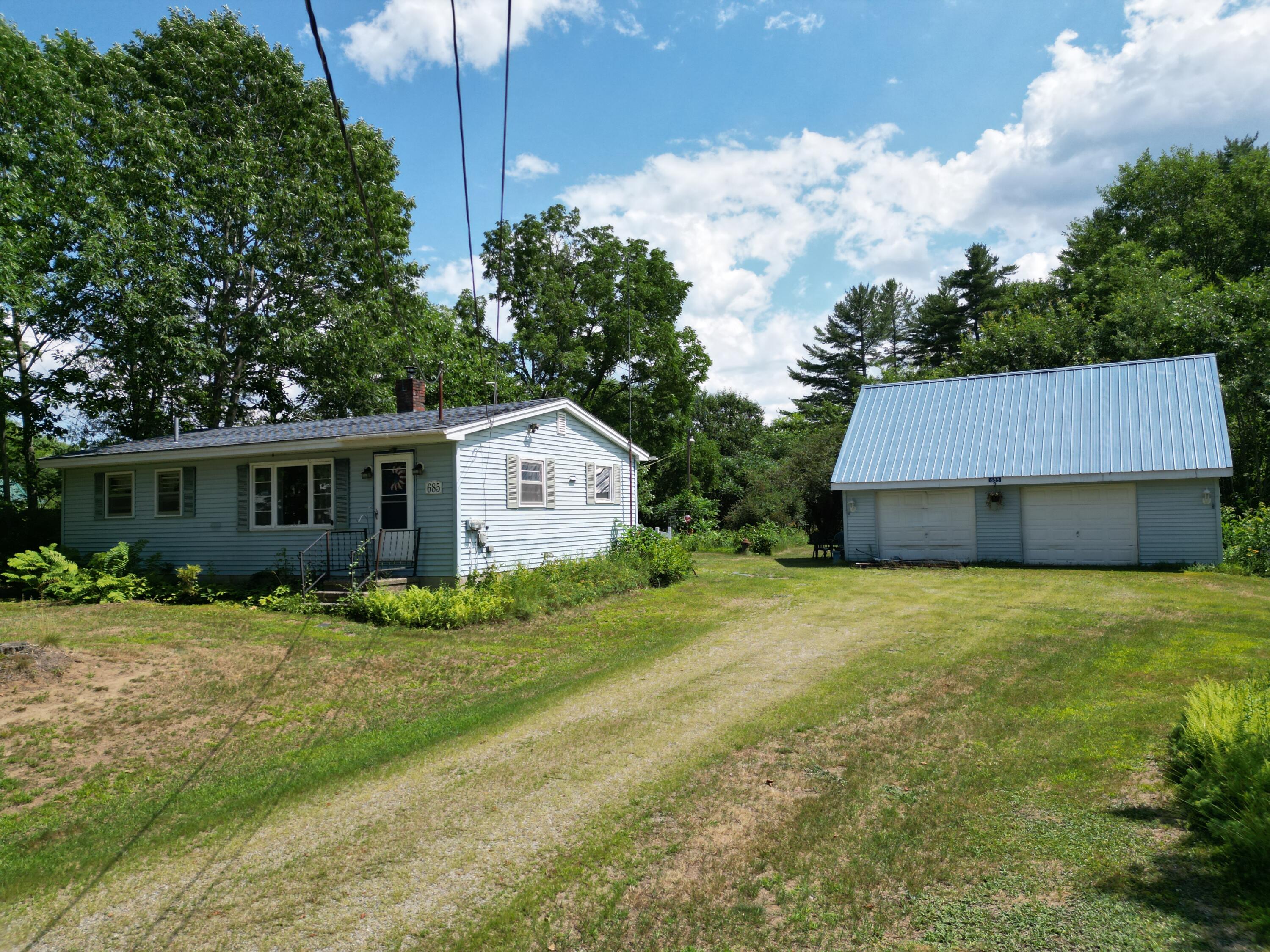 685 Mohawk Road Property Photo 3