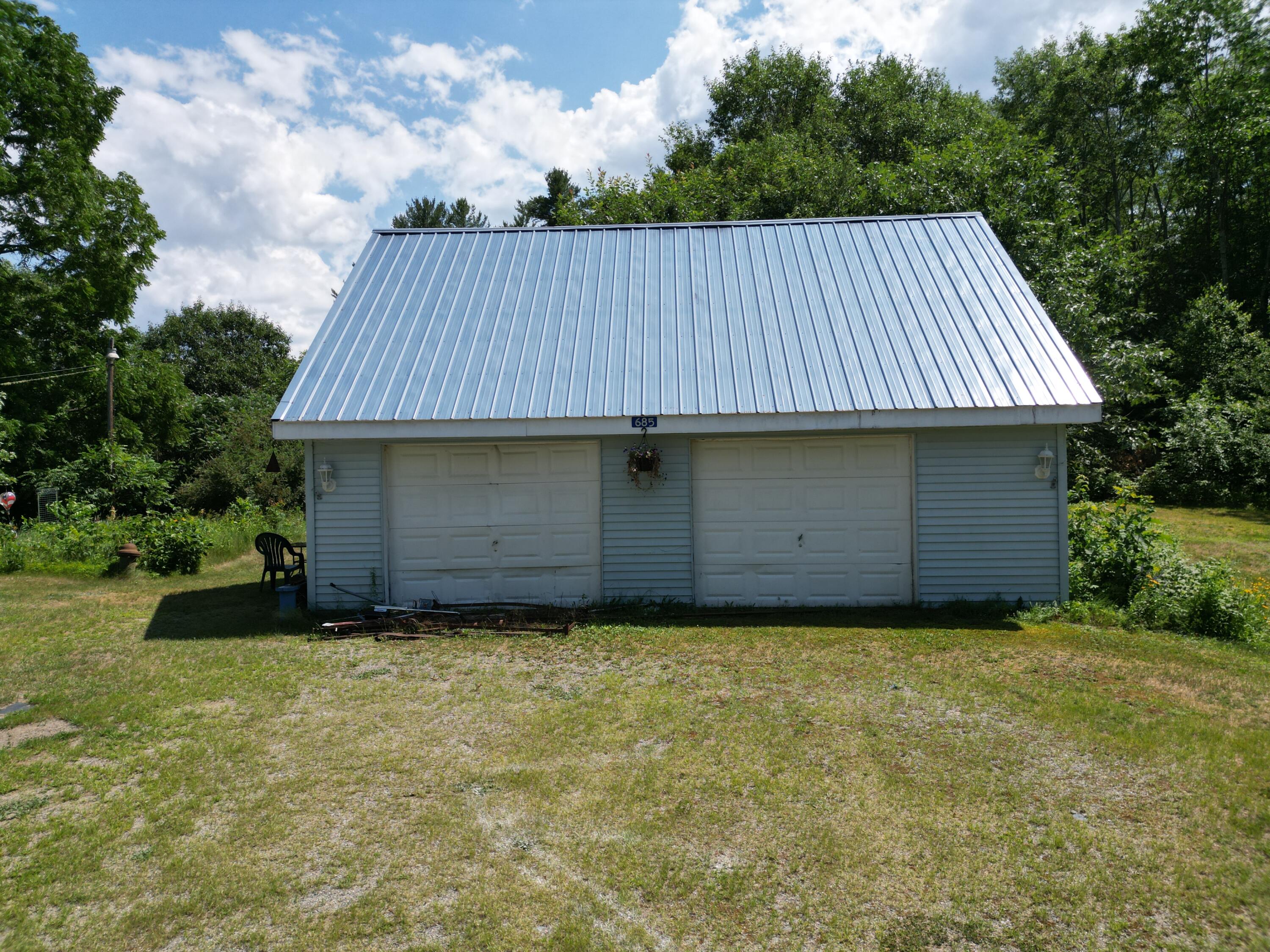685 Mohawk Road Property Photo 4