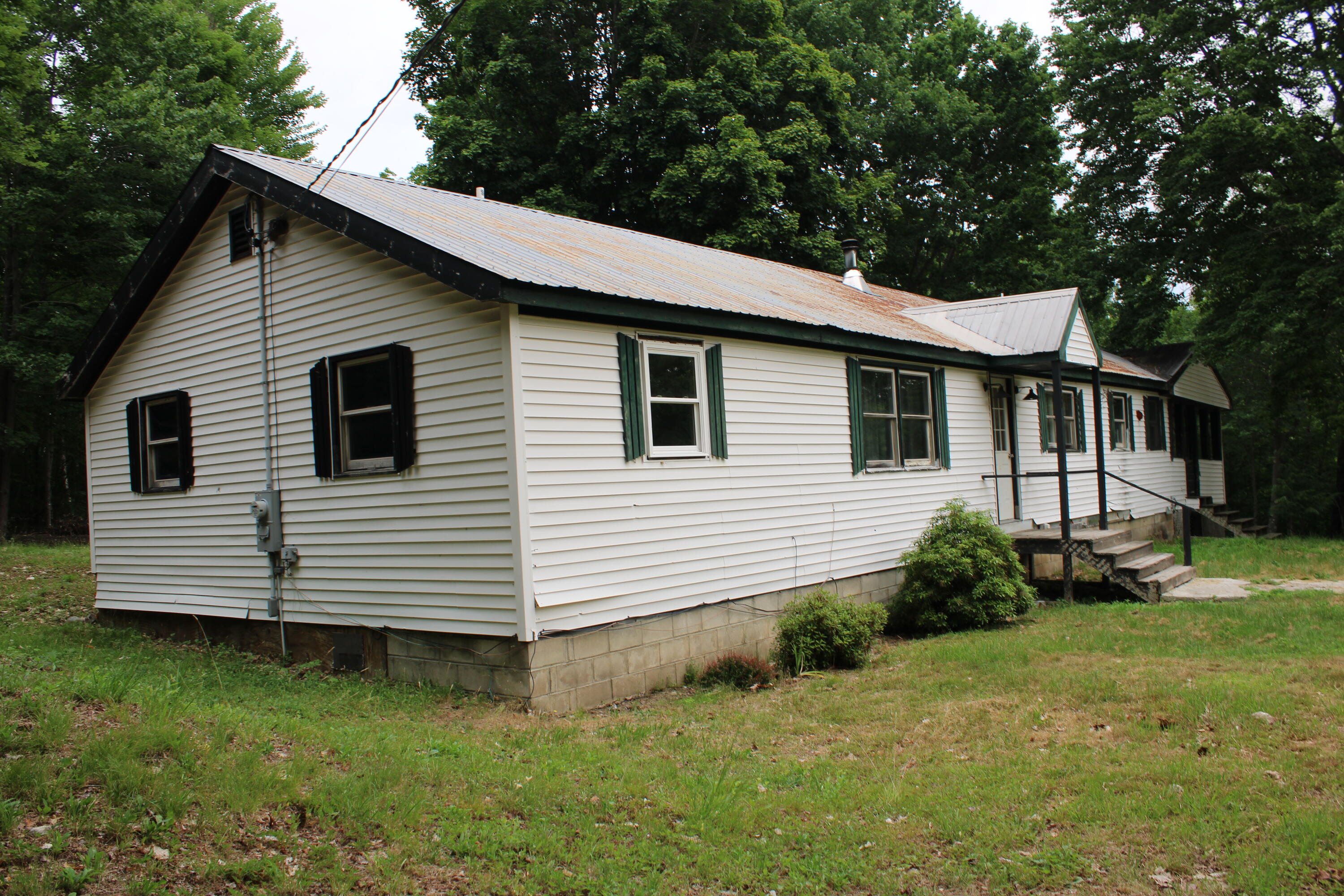 143 Richardson Road Property Photo 1