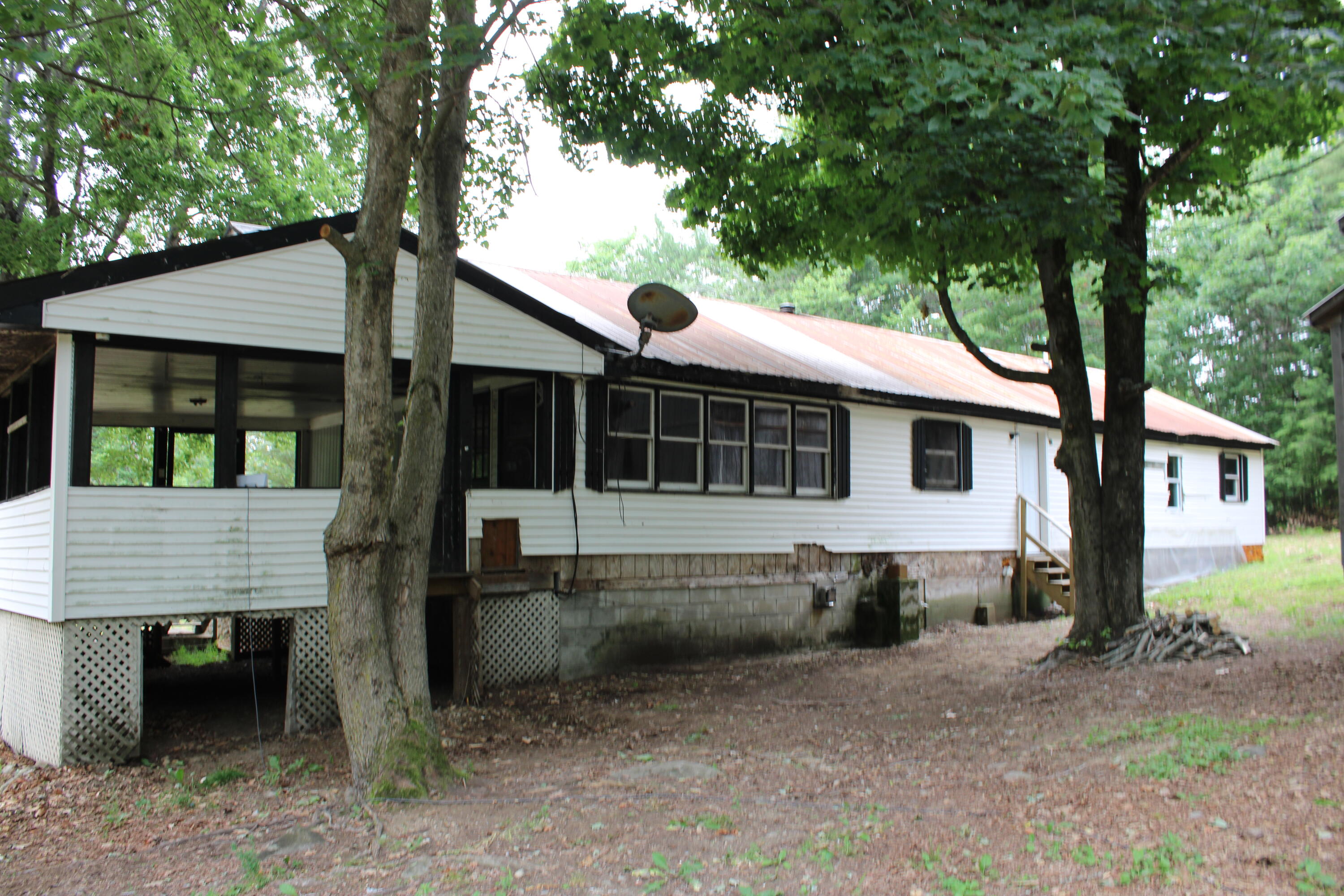 143 Richardson Road Property Photo 7