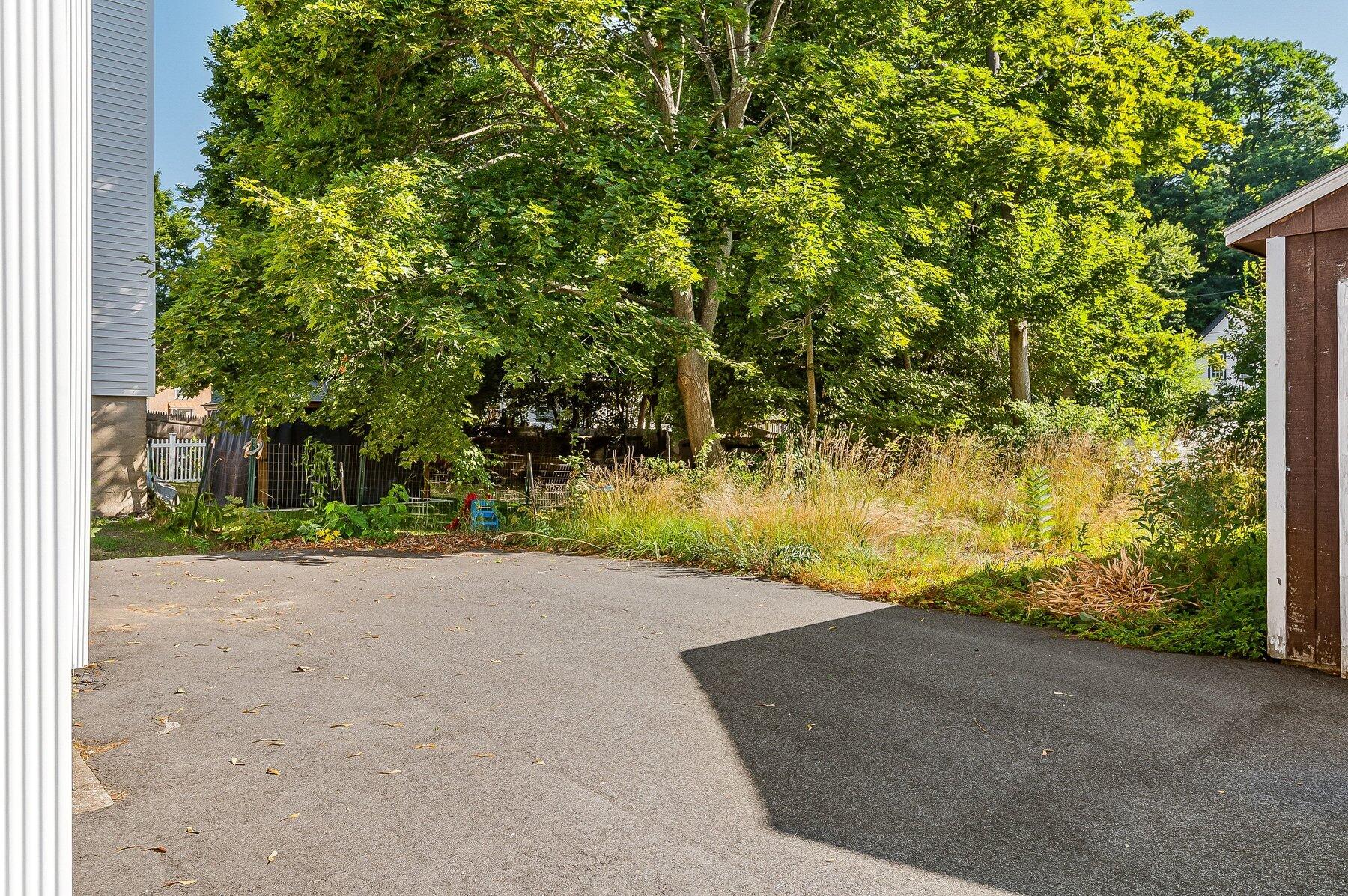 63 North Avenue Property Photo 4