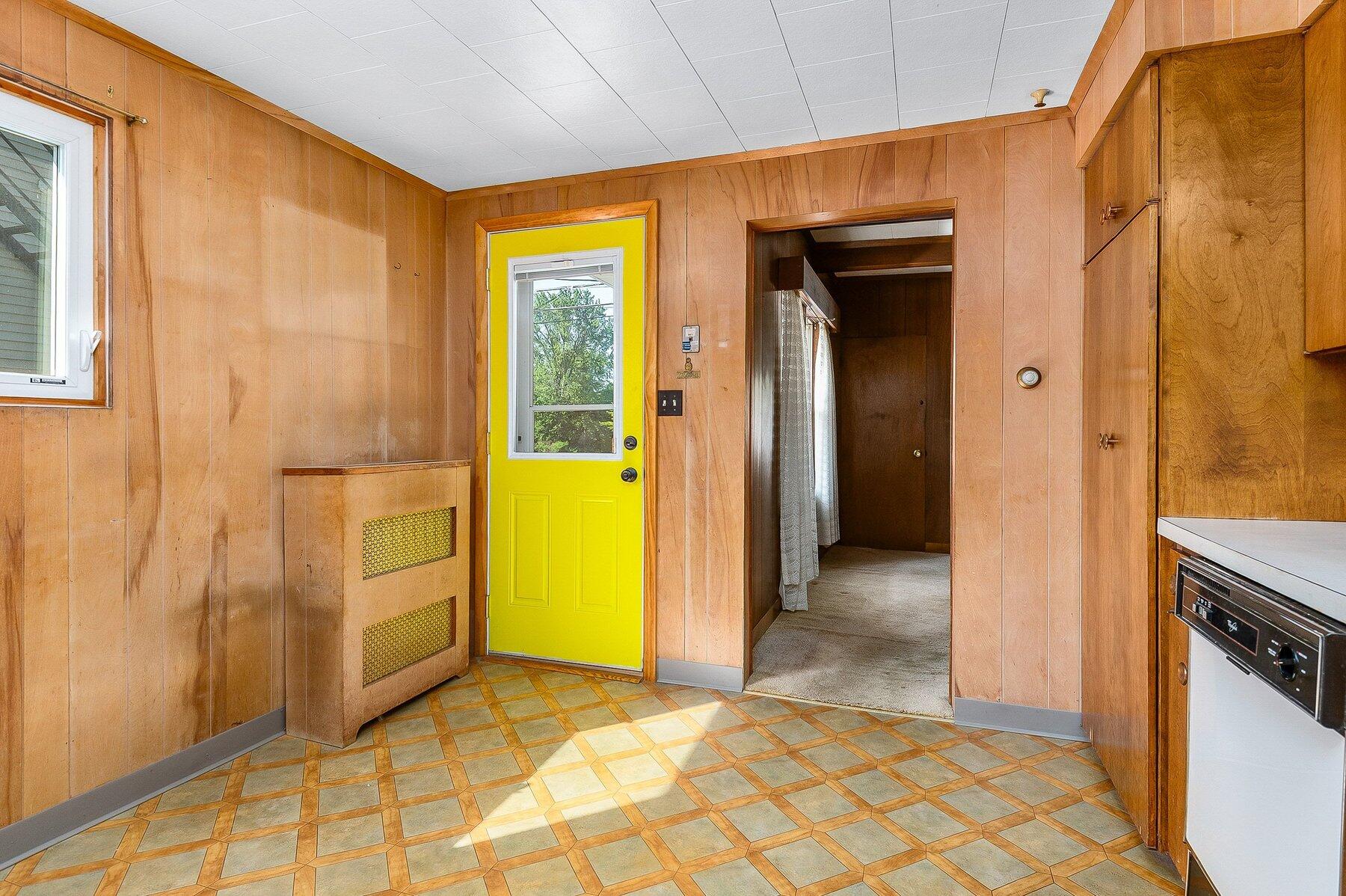63 North Avenue Property Photo 8