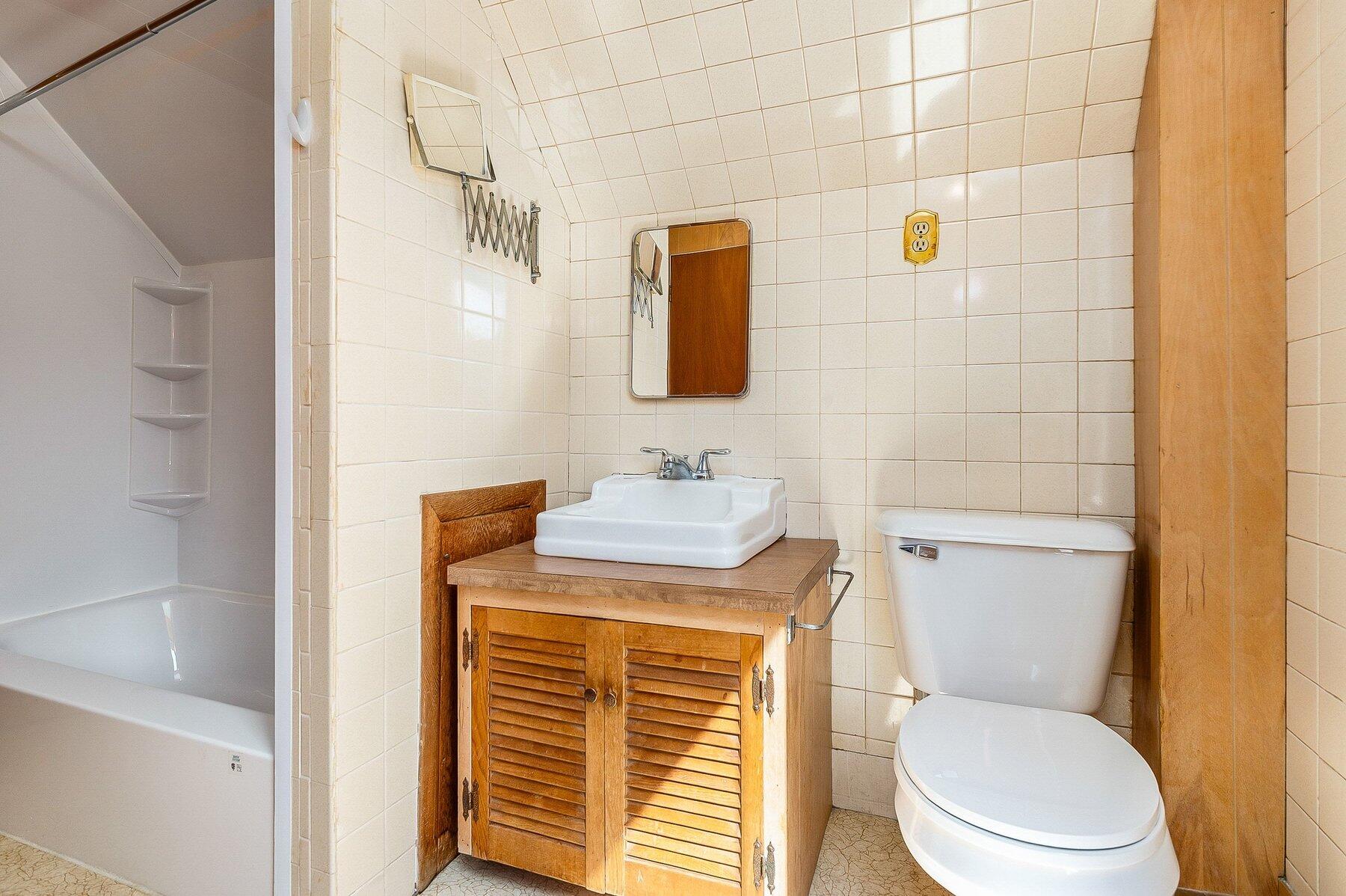 63 North Avenue Property Photo 19