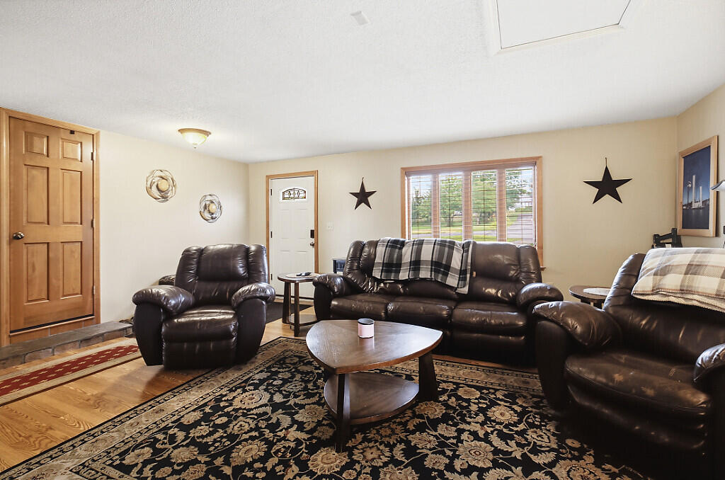191 White Road Property Photo 13