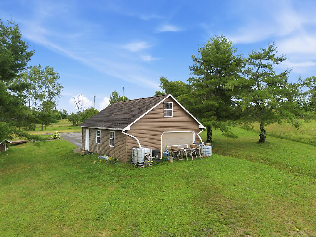 191 White Road Property Photo 34