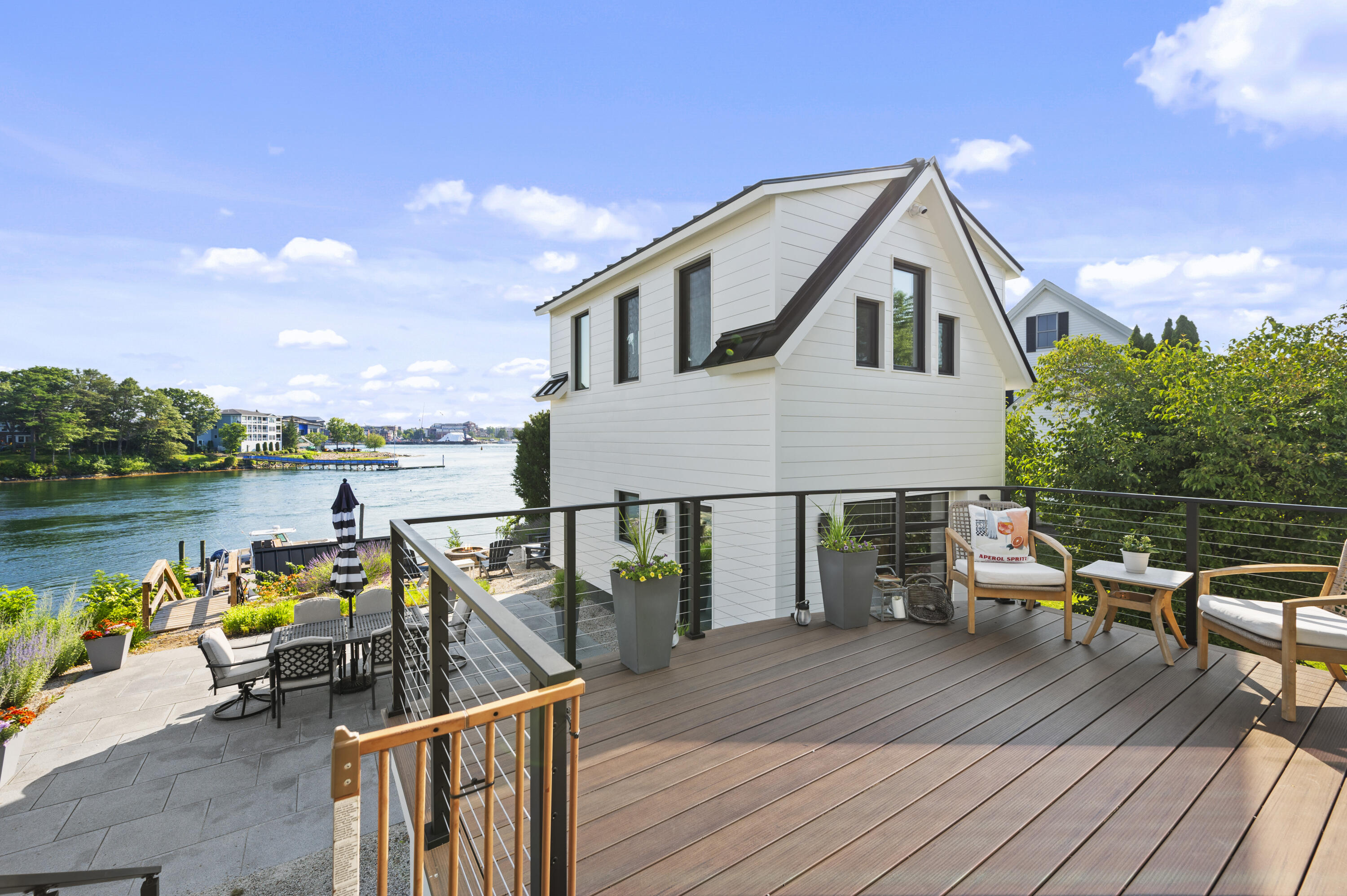 31 Water Street Property Photo 19