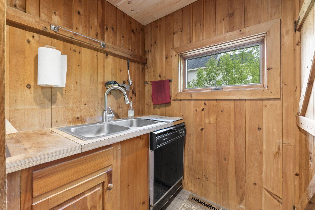 33 Lilly Lane Property Photo 15