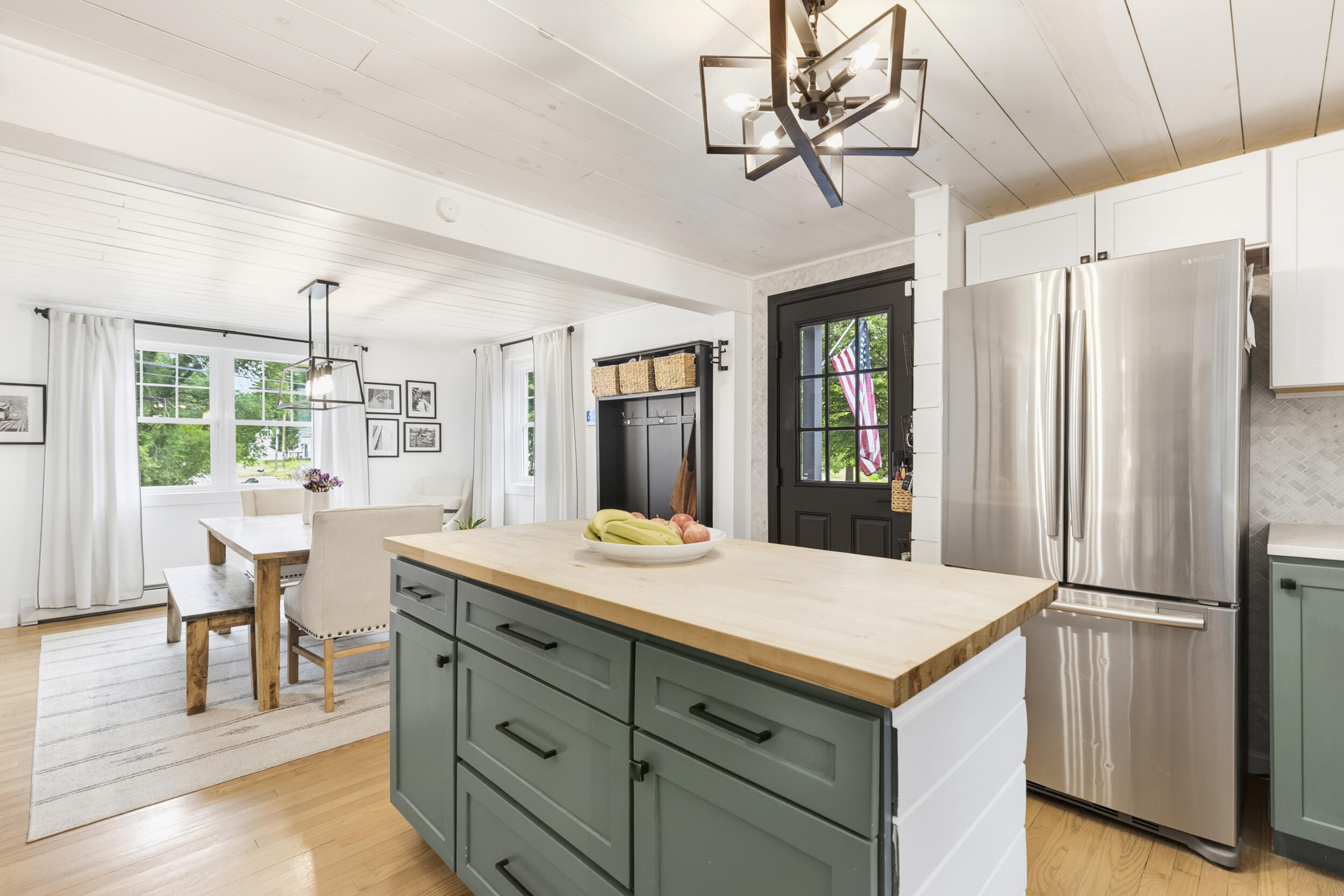 4 Ellen Circle Property Photo 11