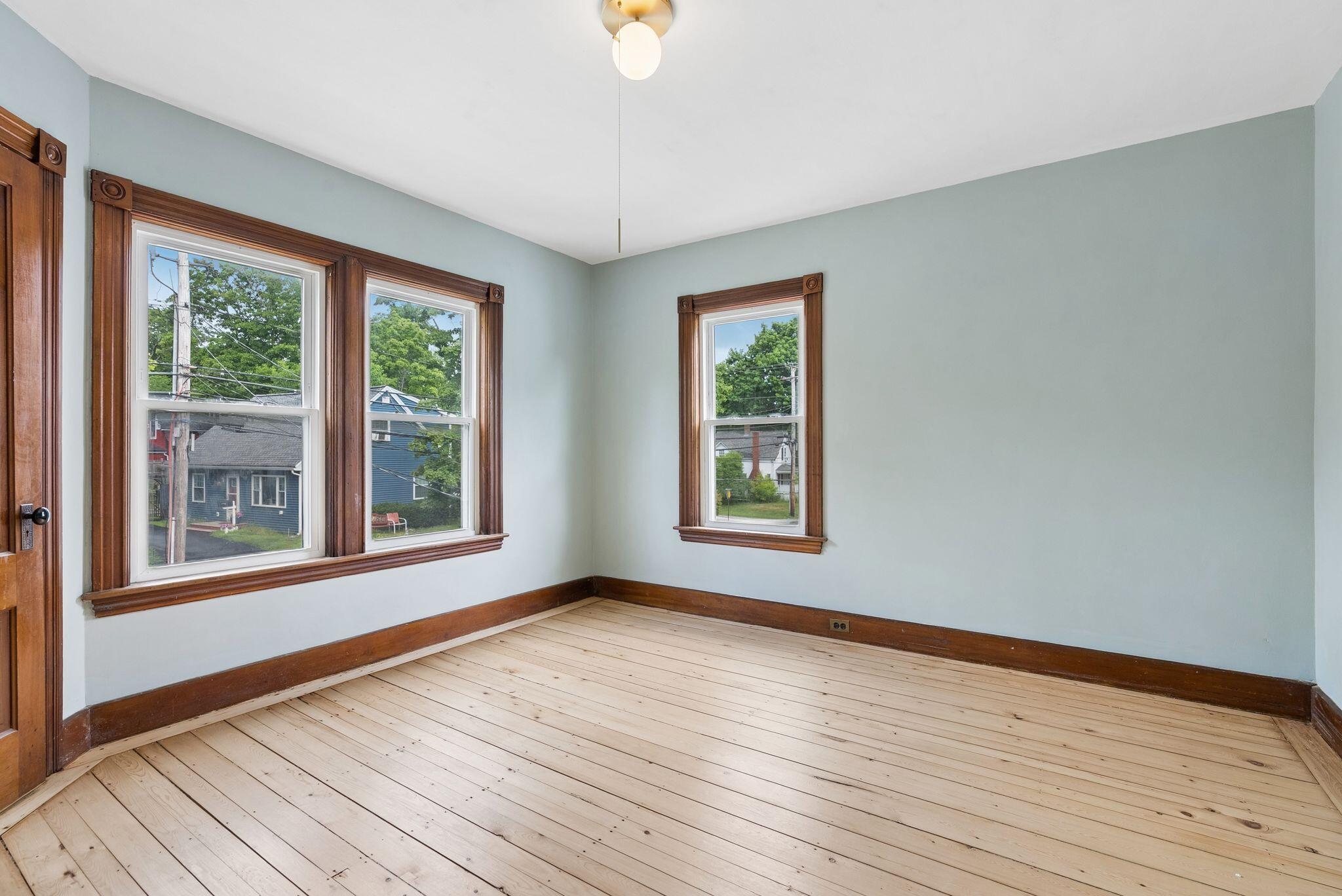 533 High Street Property Photo 28