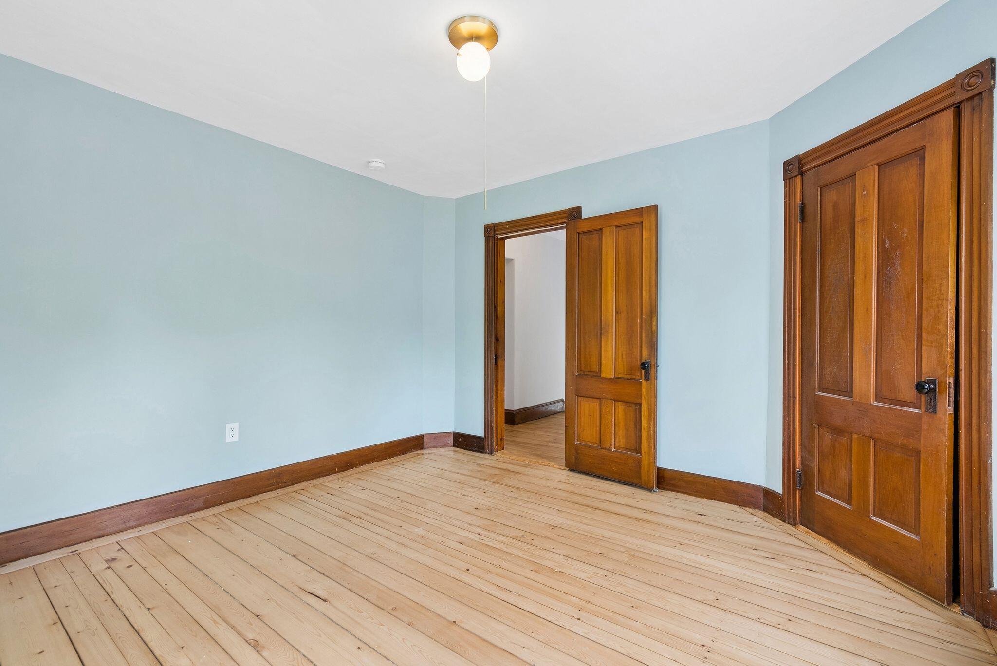 533 High Street Property Photo 29