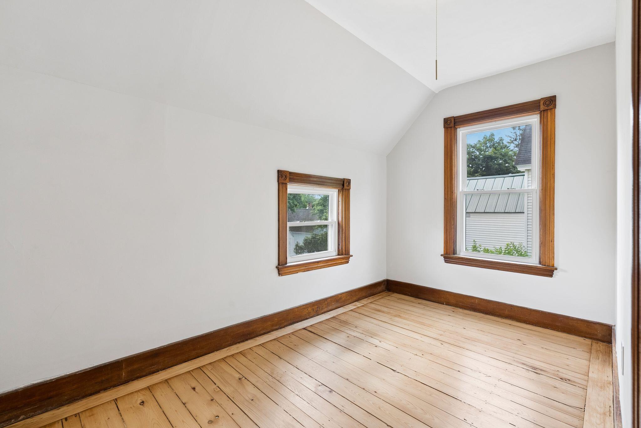 533 High Street Property Photo 33