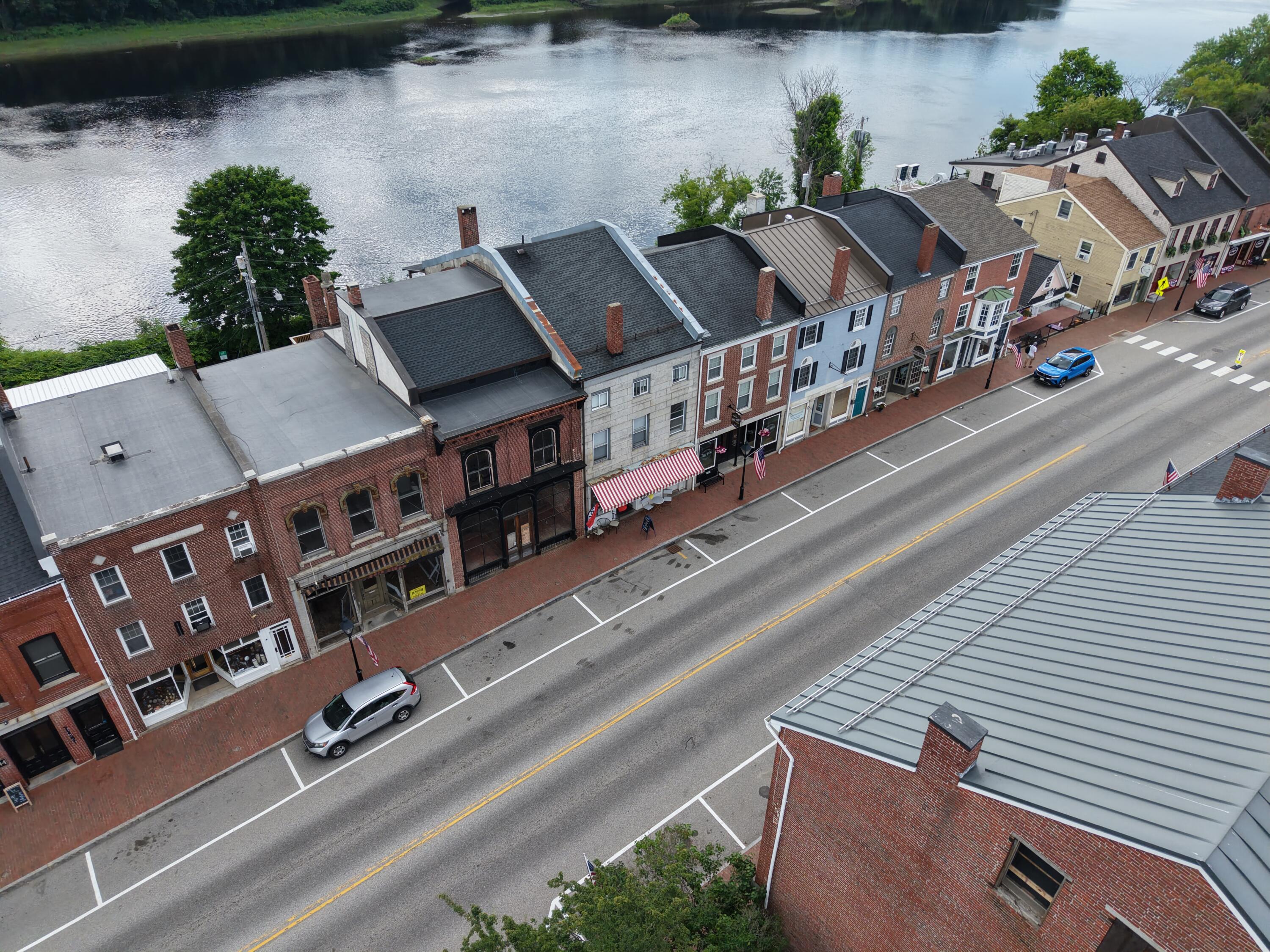 152-154 Water Street Property Photo 3