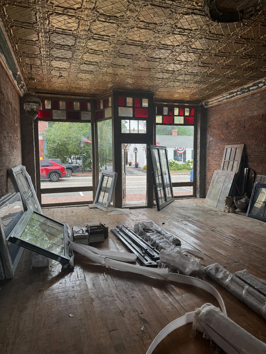 152-154 Water Street Property Photo 4