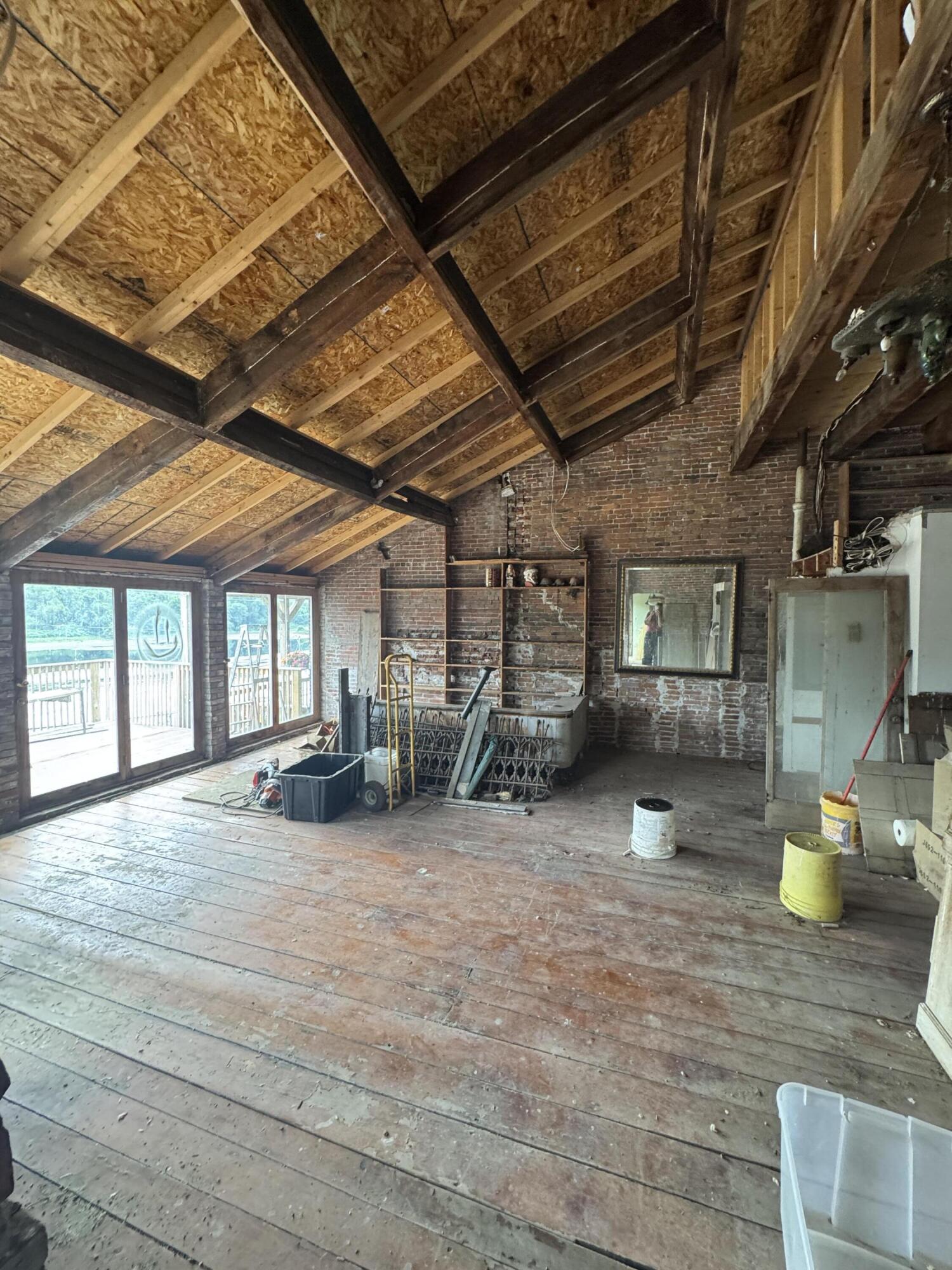 152-154 Water Street Property Photo 21