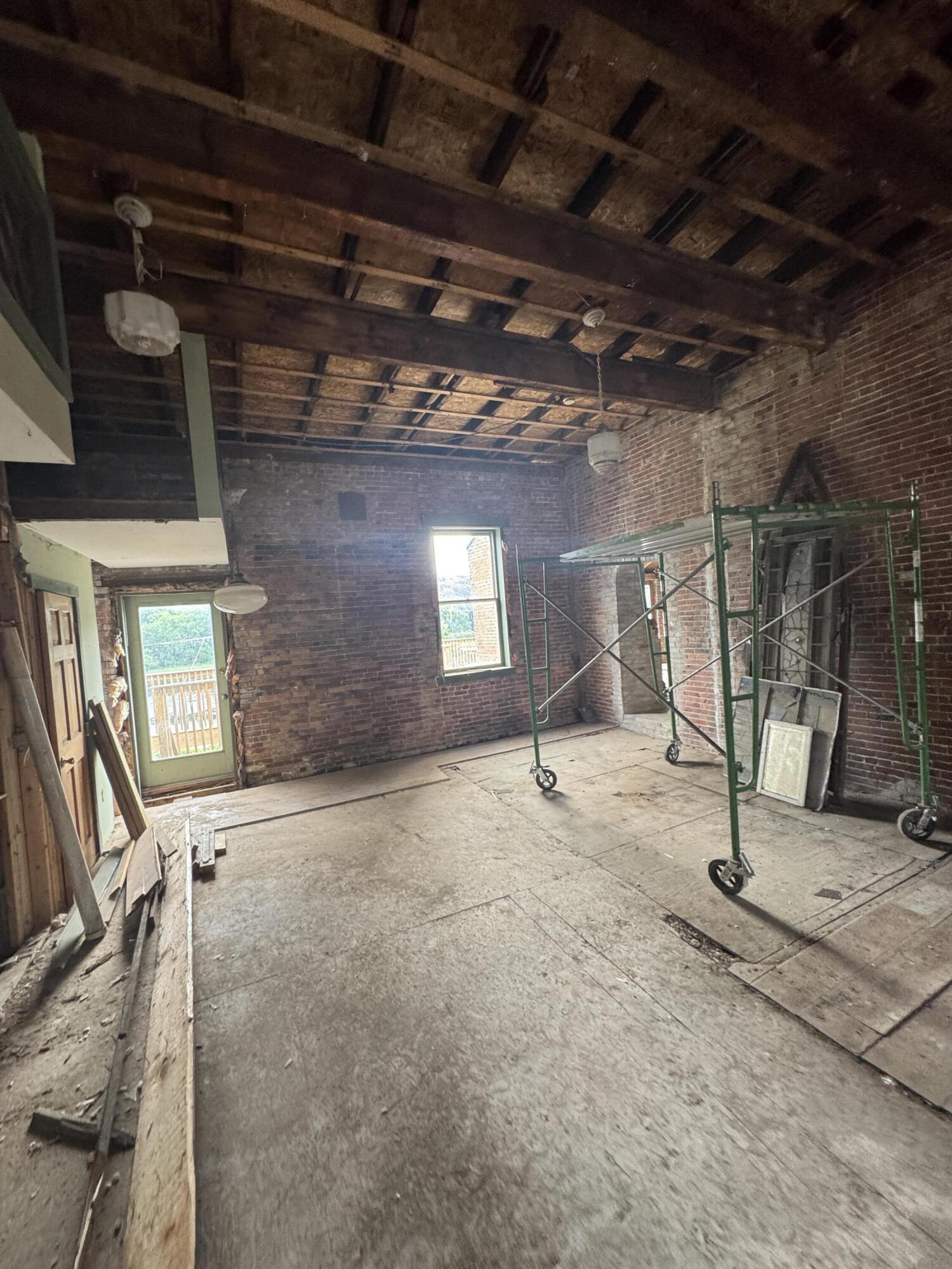 152-154 Water Street Property Photo 24