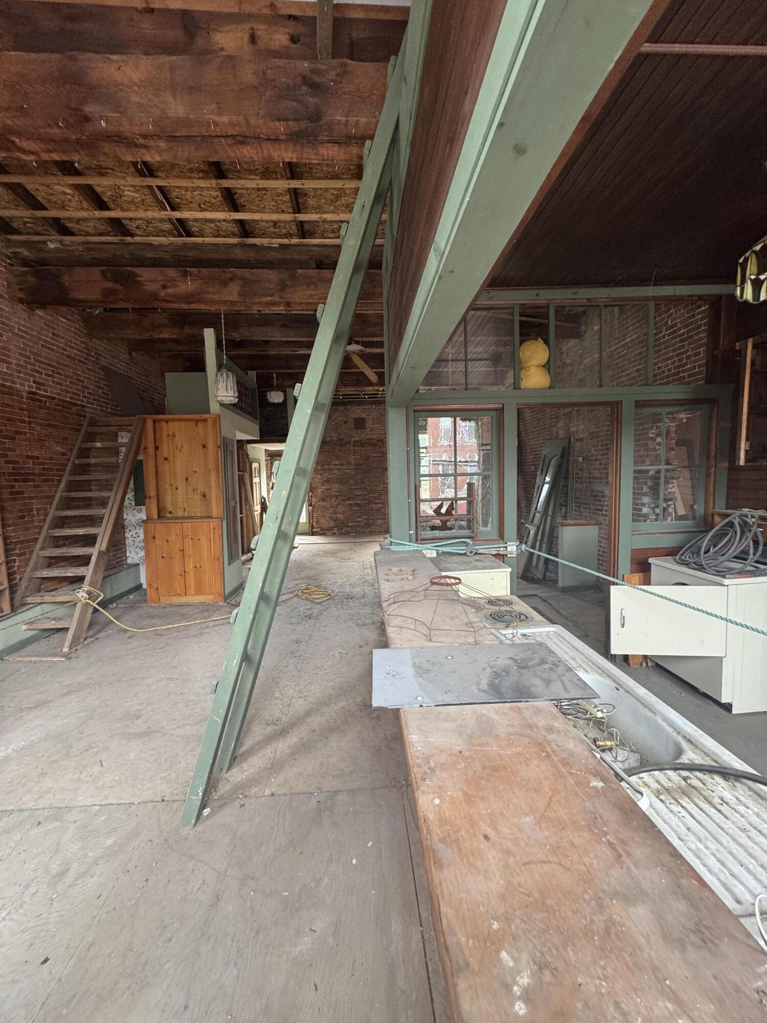 152-154 Water Street Property Photo 25