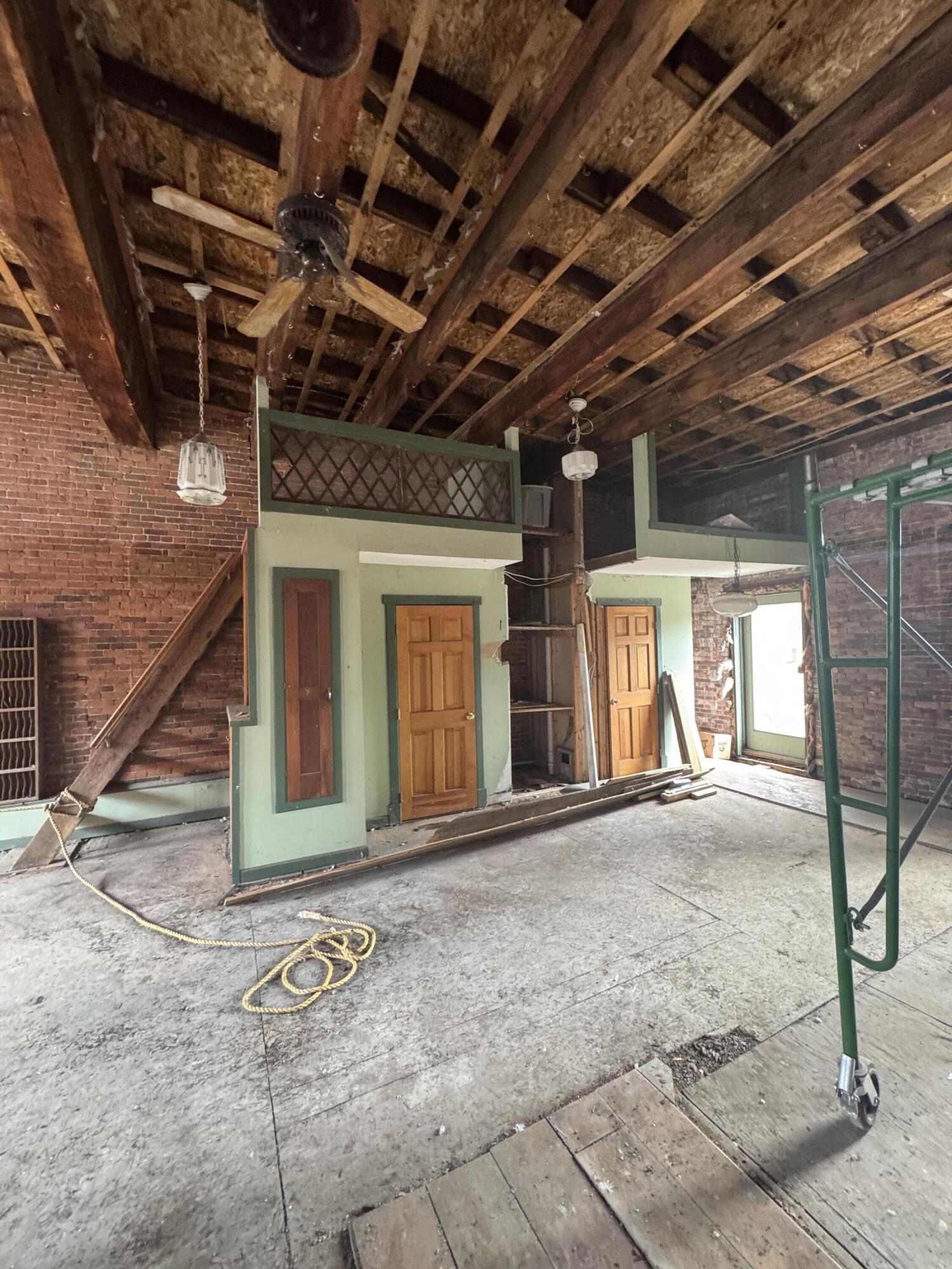 152-154 Water Street Property Photo 31