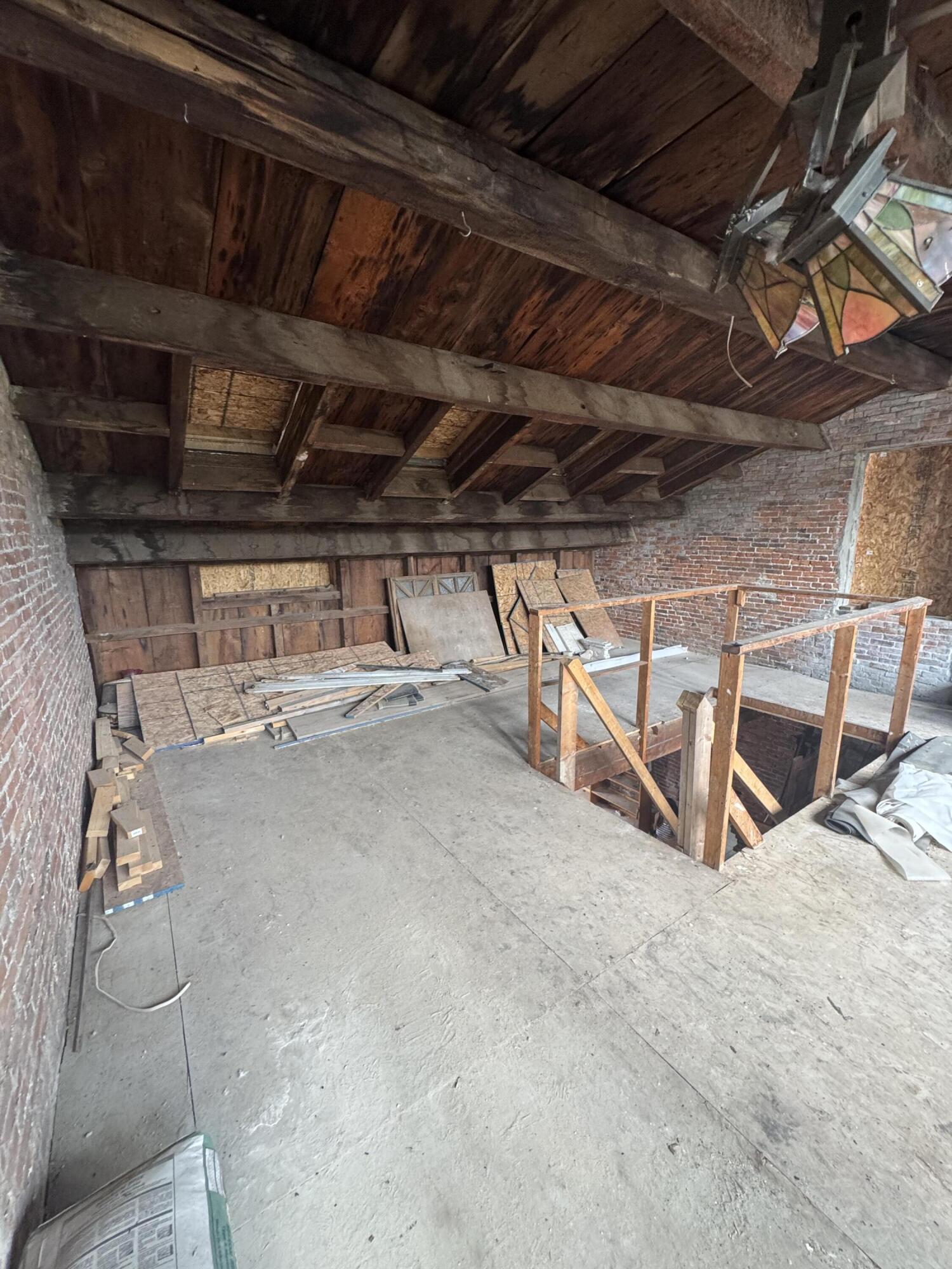 152-154 Water Street Property Photo 37