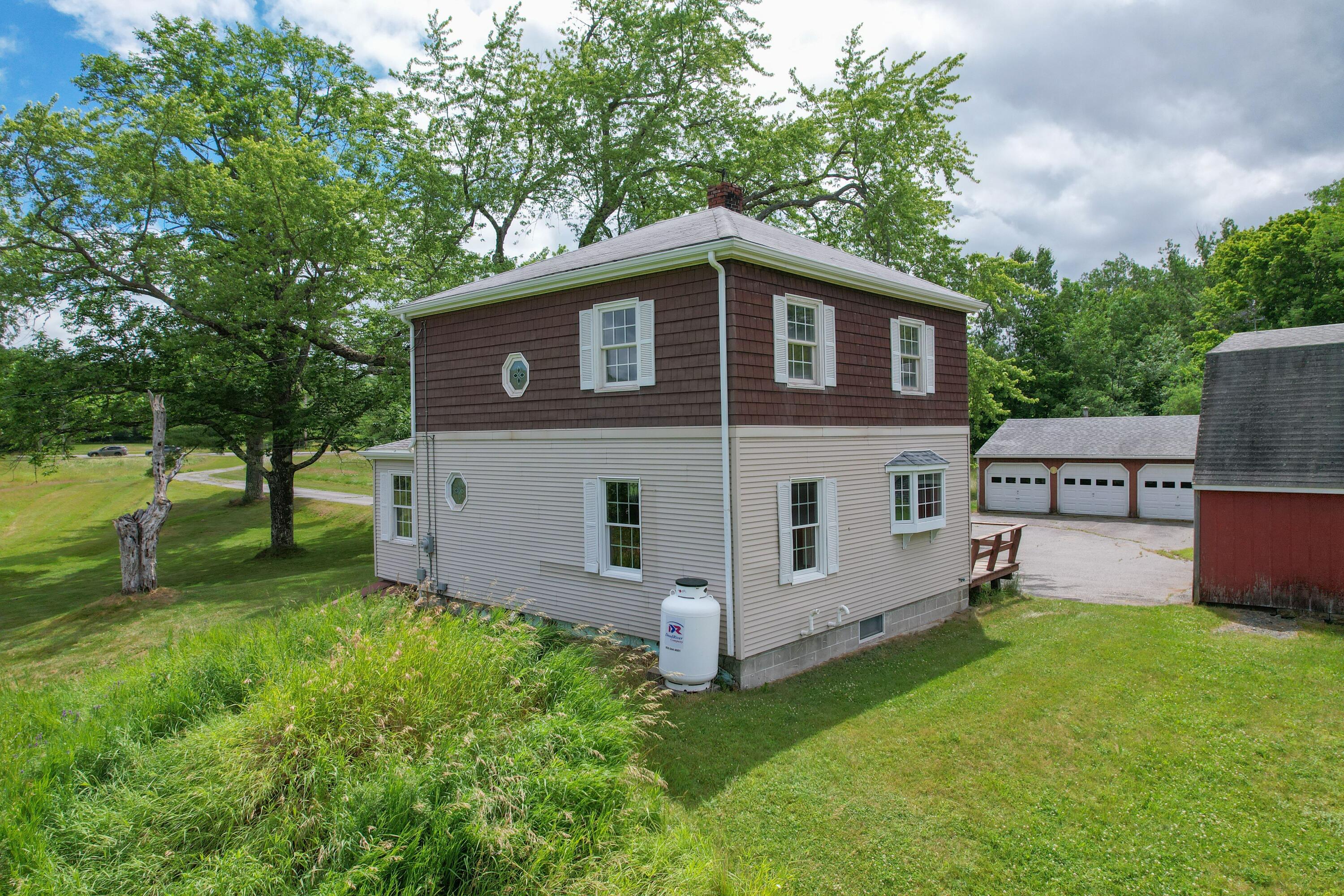 455 Bayside Road Property Photo 4