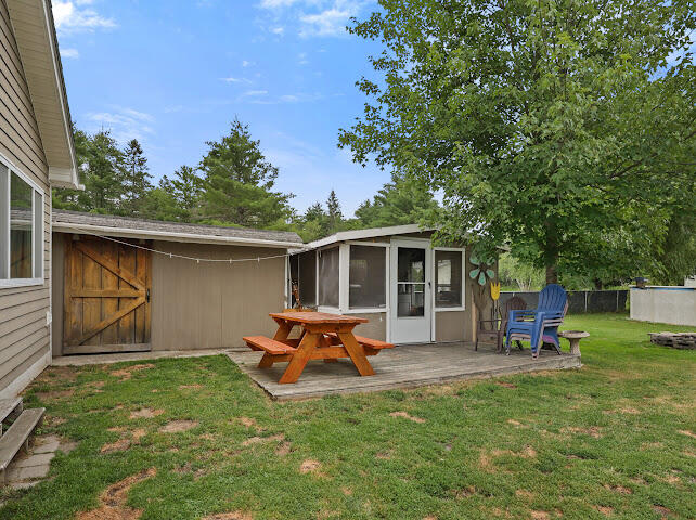 112 Dow Road Property Photo 7