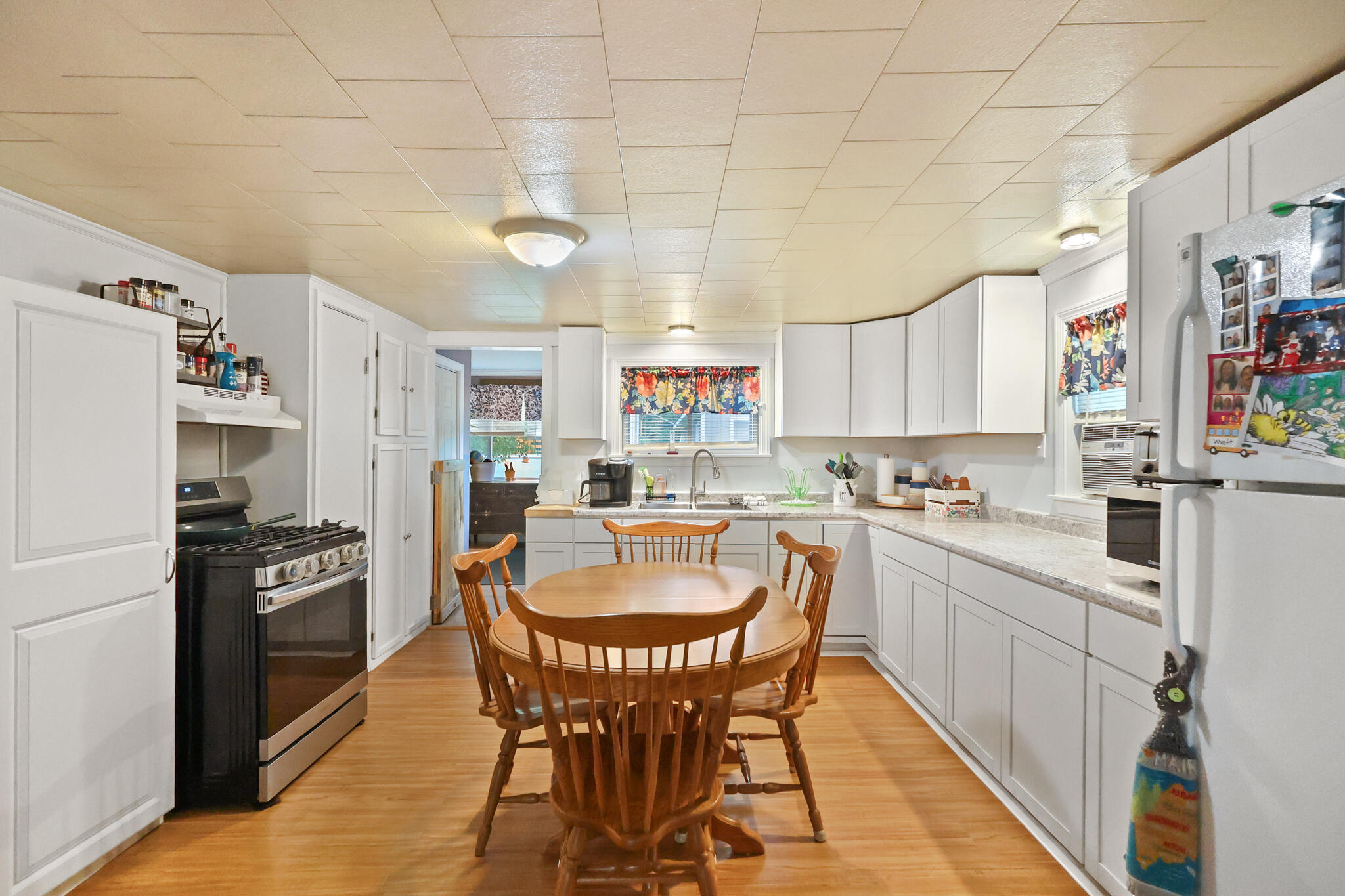 112 Dow Road Property Photo 13