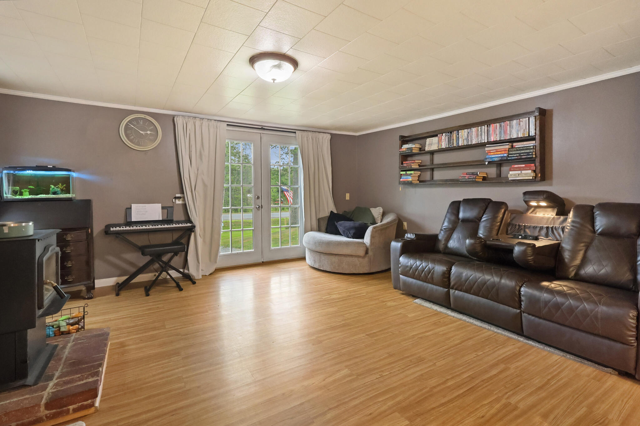 112 Dow Road Property Photo 16