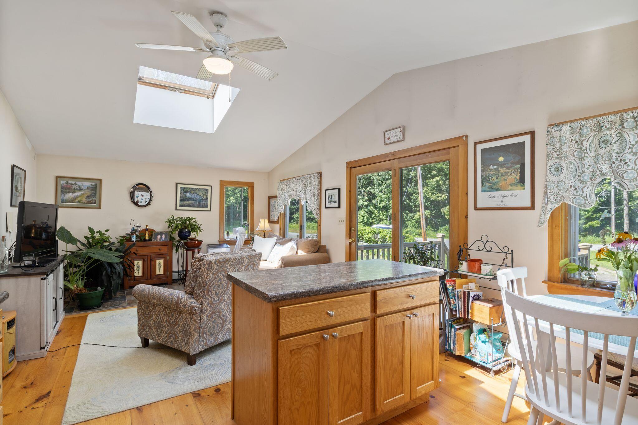 160 Oak Lane Property Photo 15