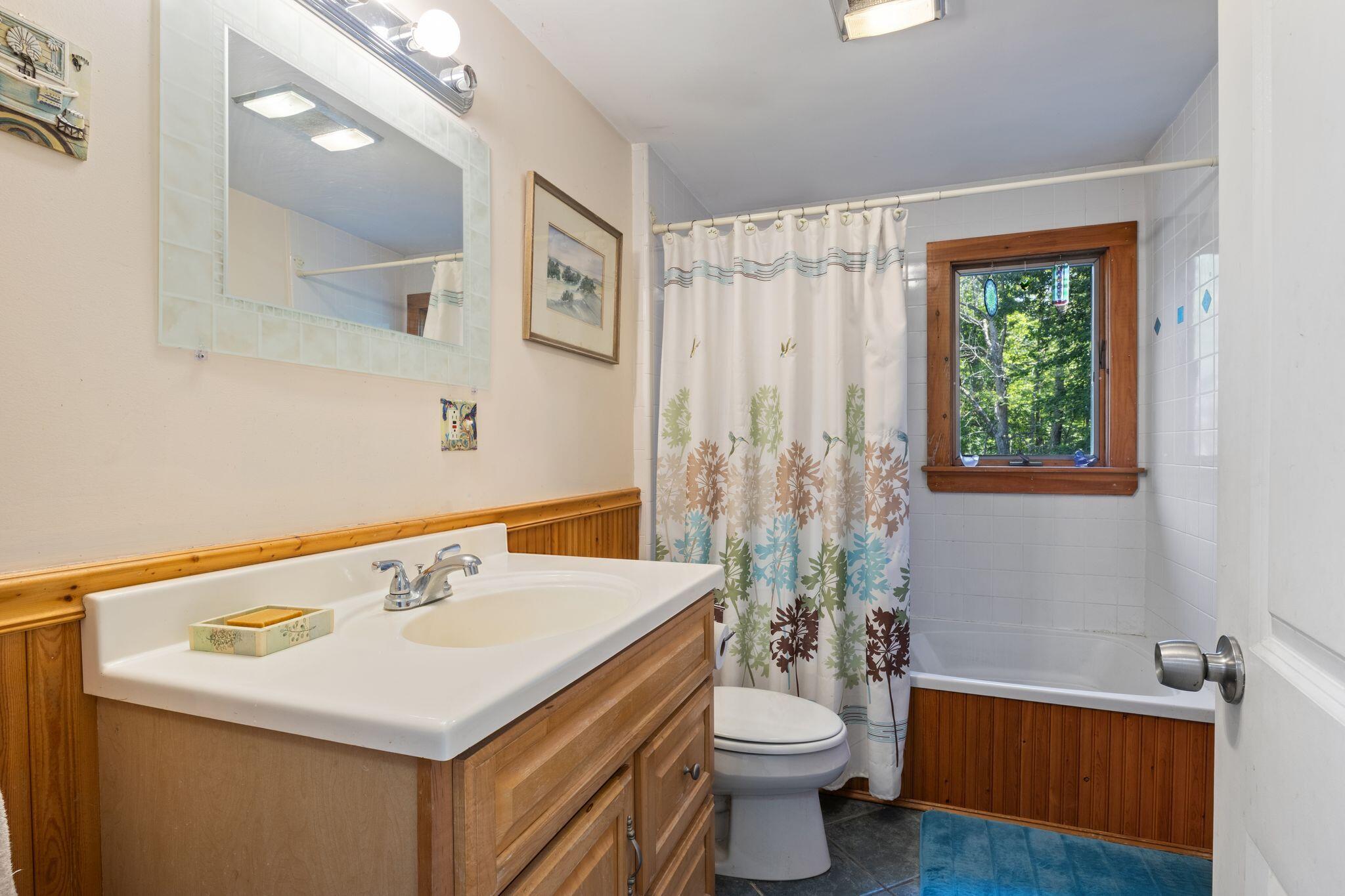 160 Oak Lane Property Photo 18