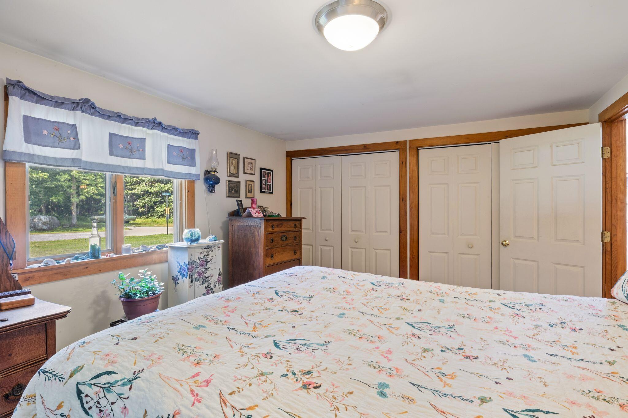 160 Oak Lane Property Photo 23