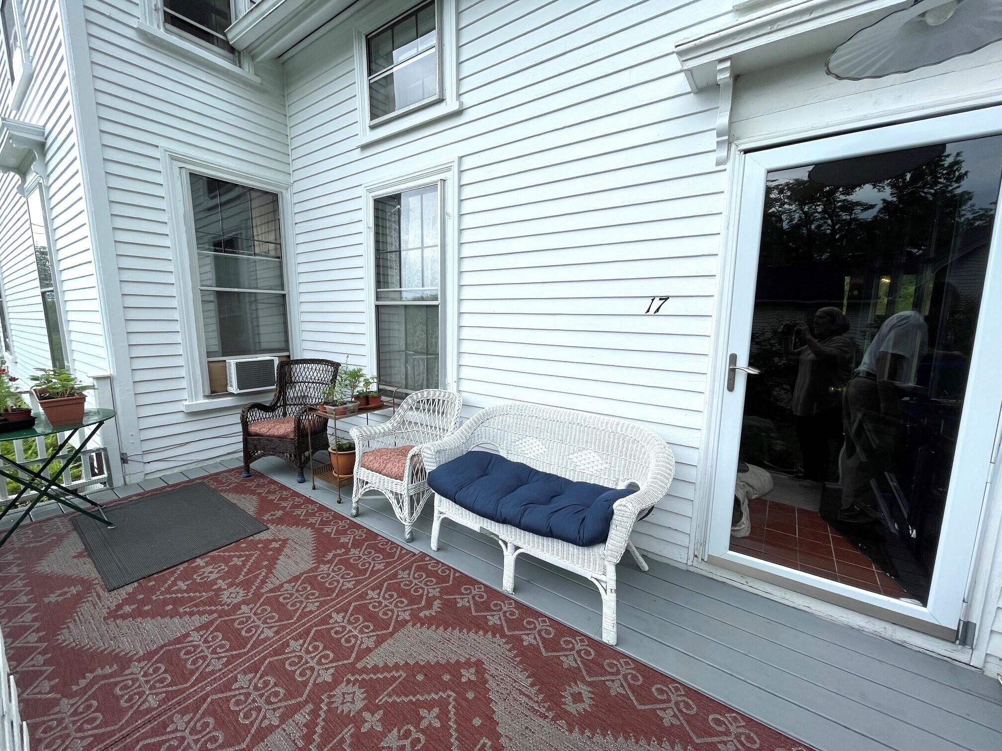 17 James Street Property Photo 5
