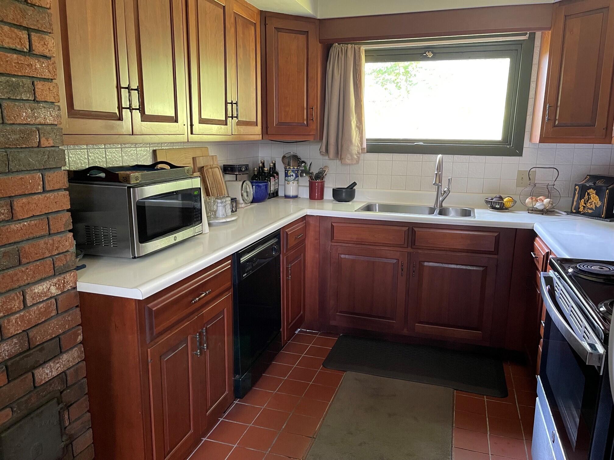 17 James Street Property Photo 6