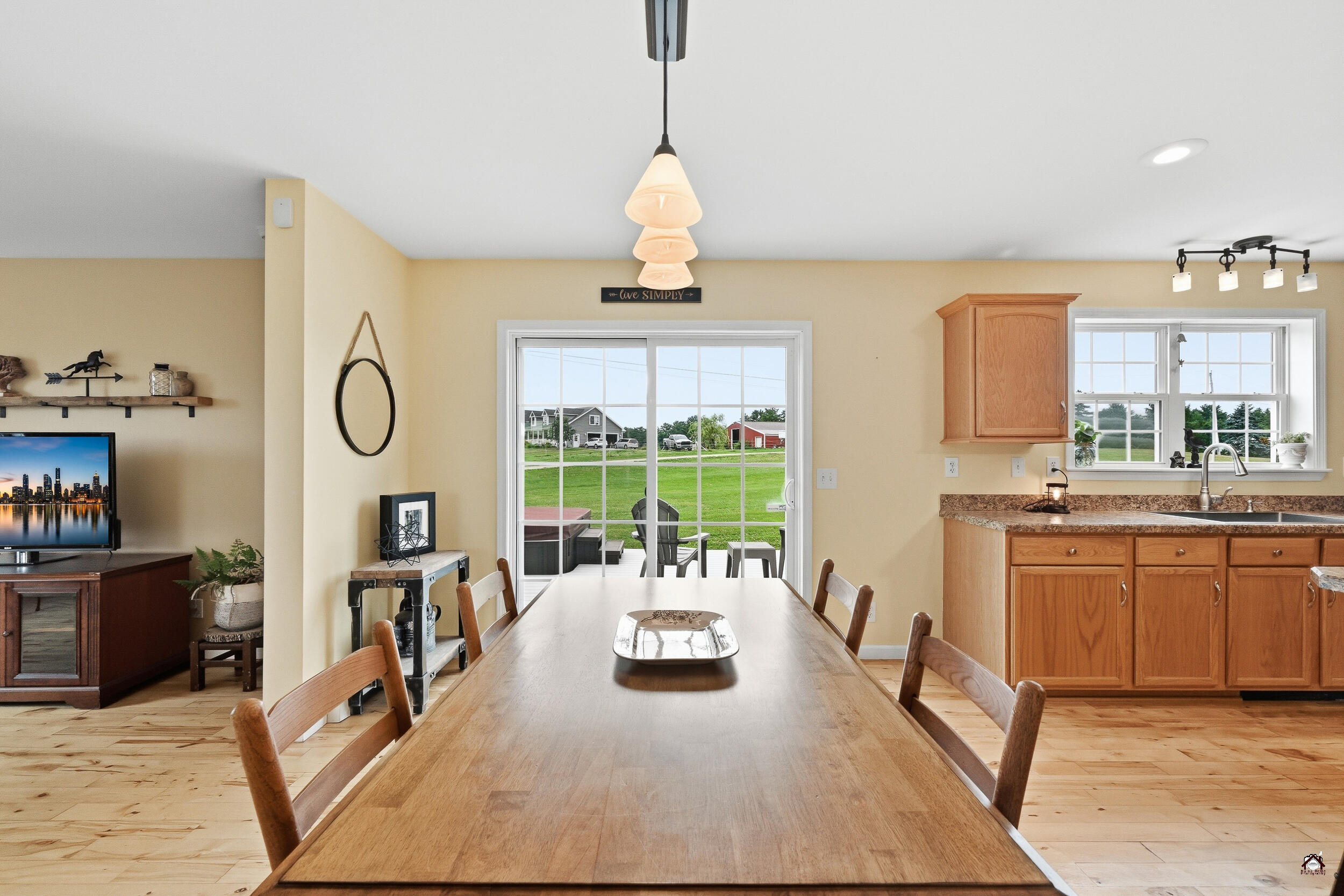 6 Old Meadow Road Property Photo 16