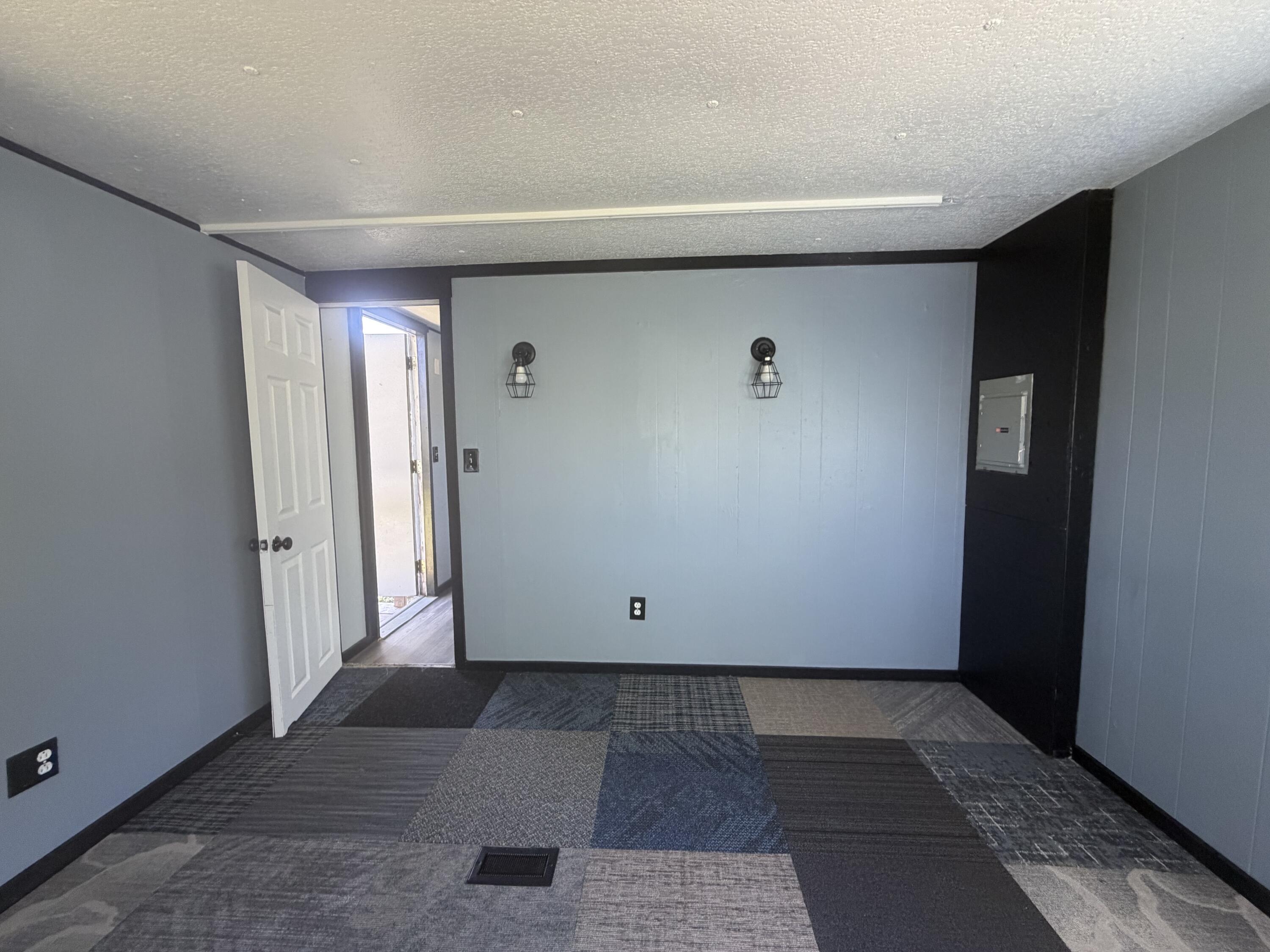 312 Water Street Property Photo 30