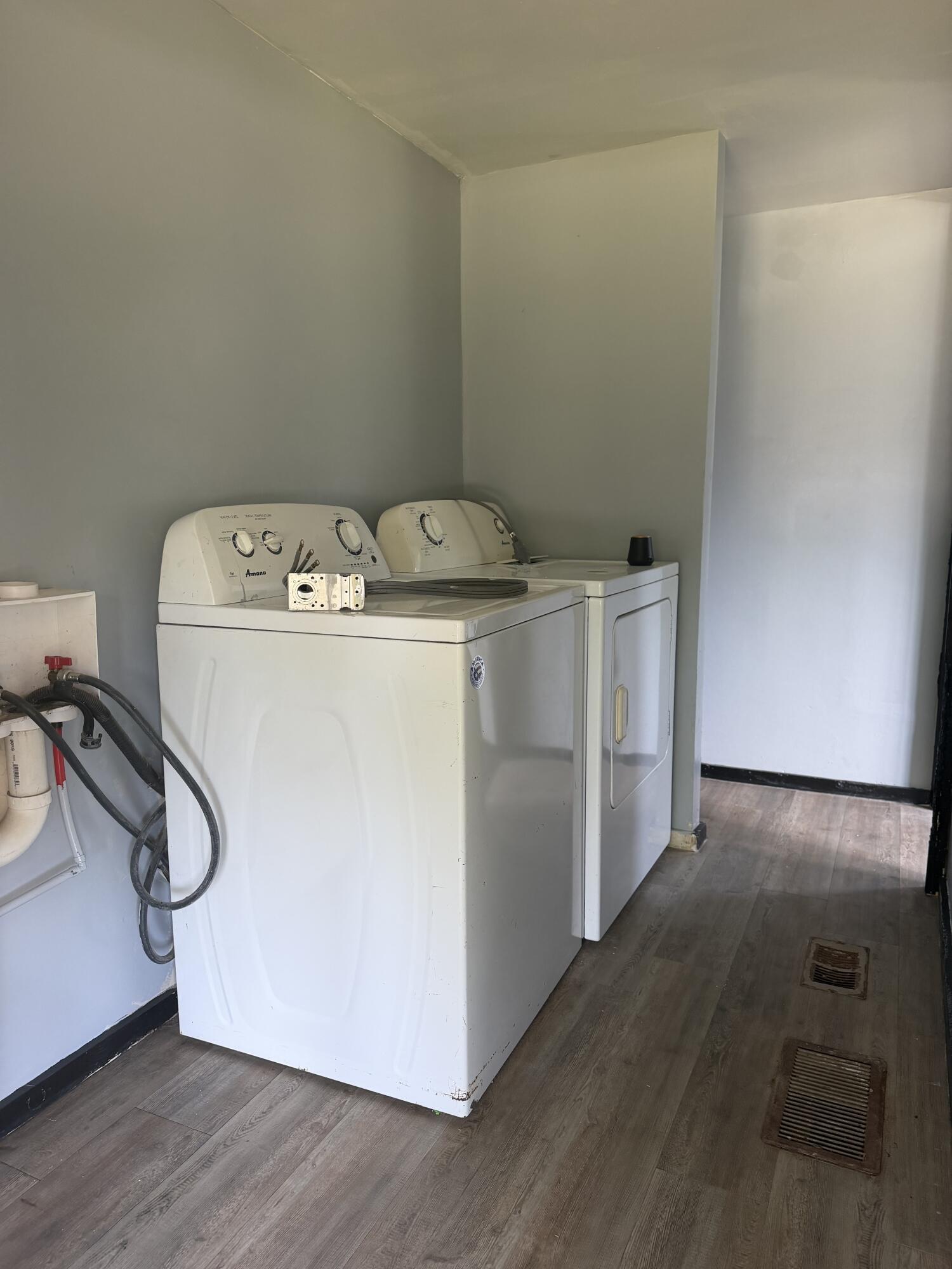 312 Water Street Property Photo 33