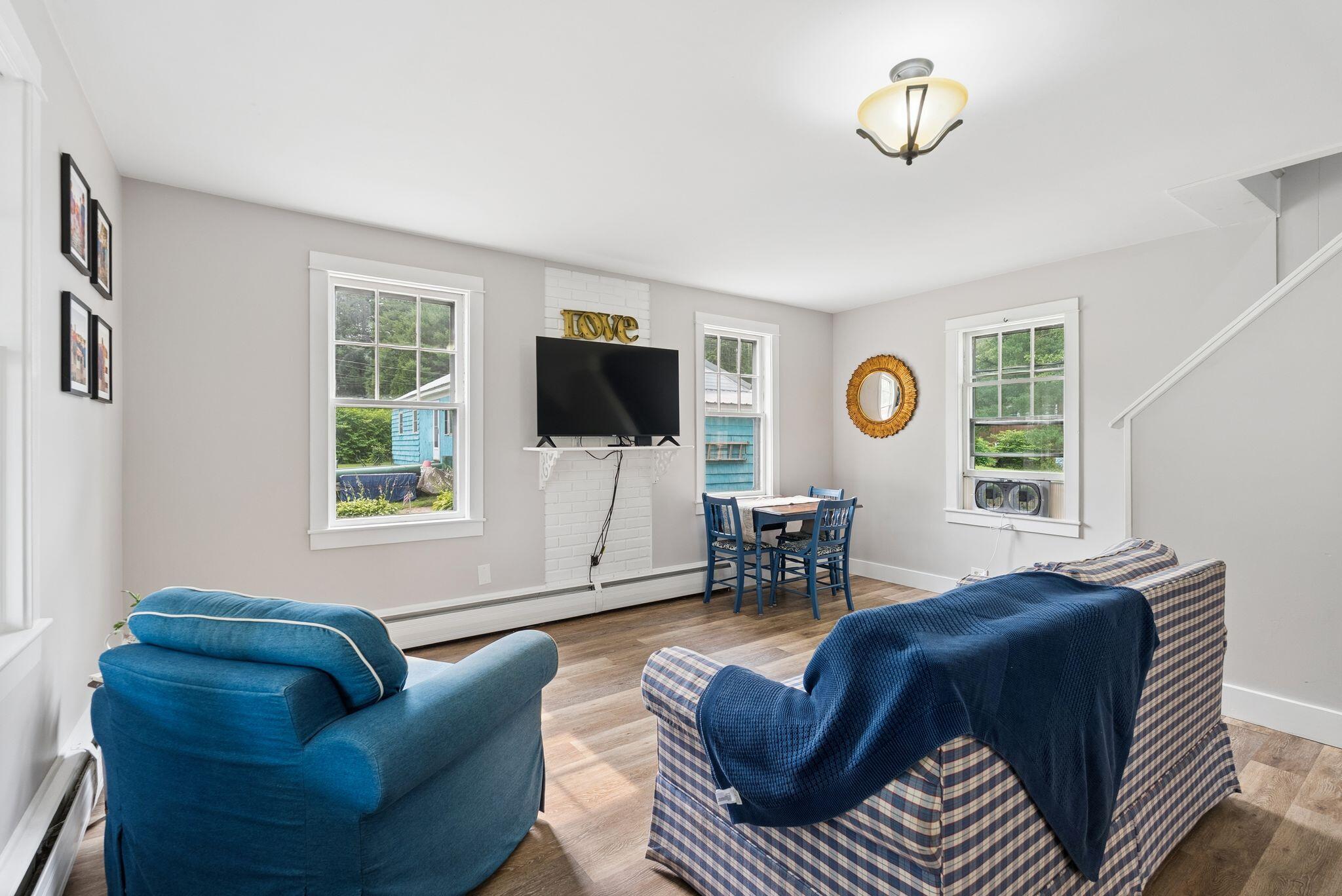 29 State Road Property Photo 9