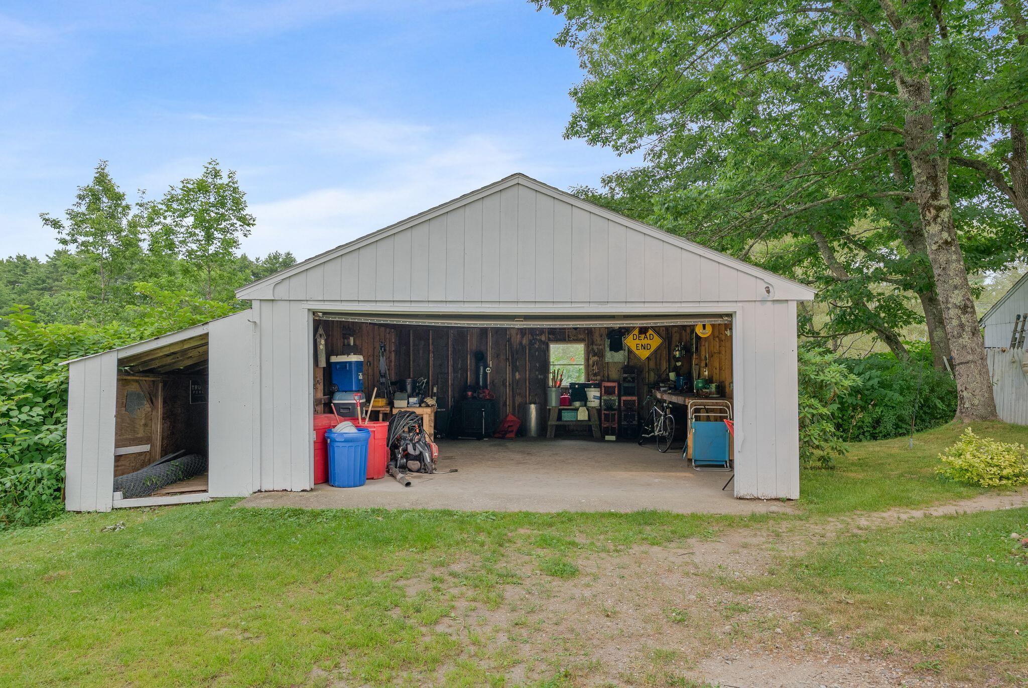 29 State Road Property Photo 31