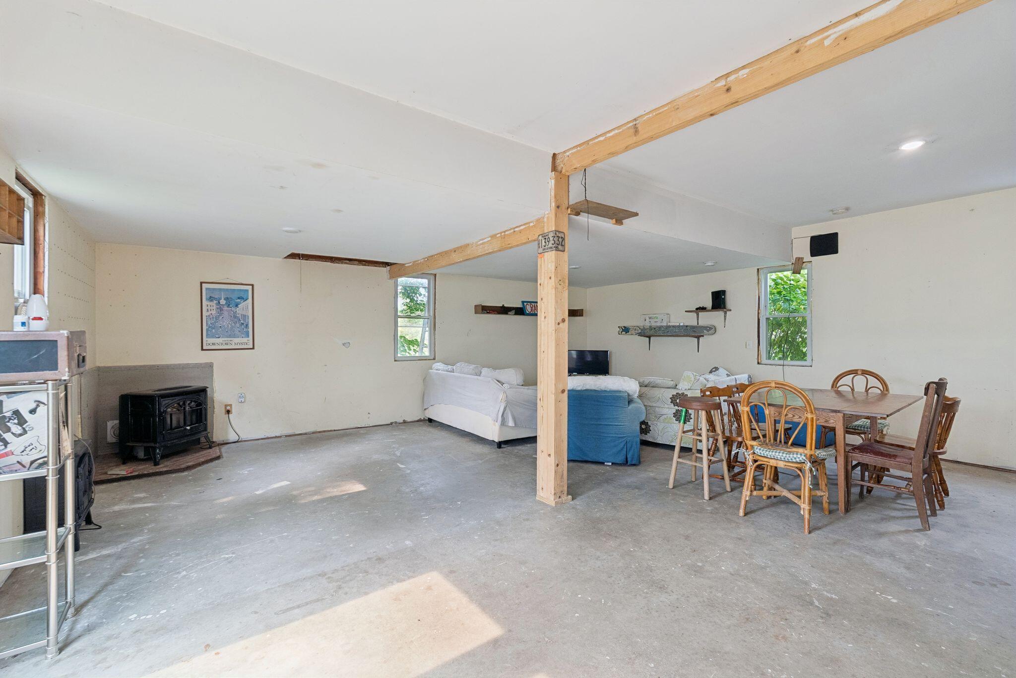29 State Road Property Photo 39