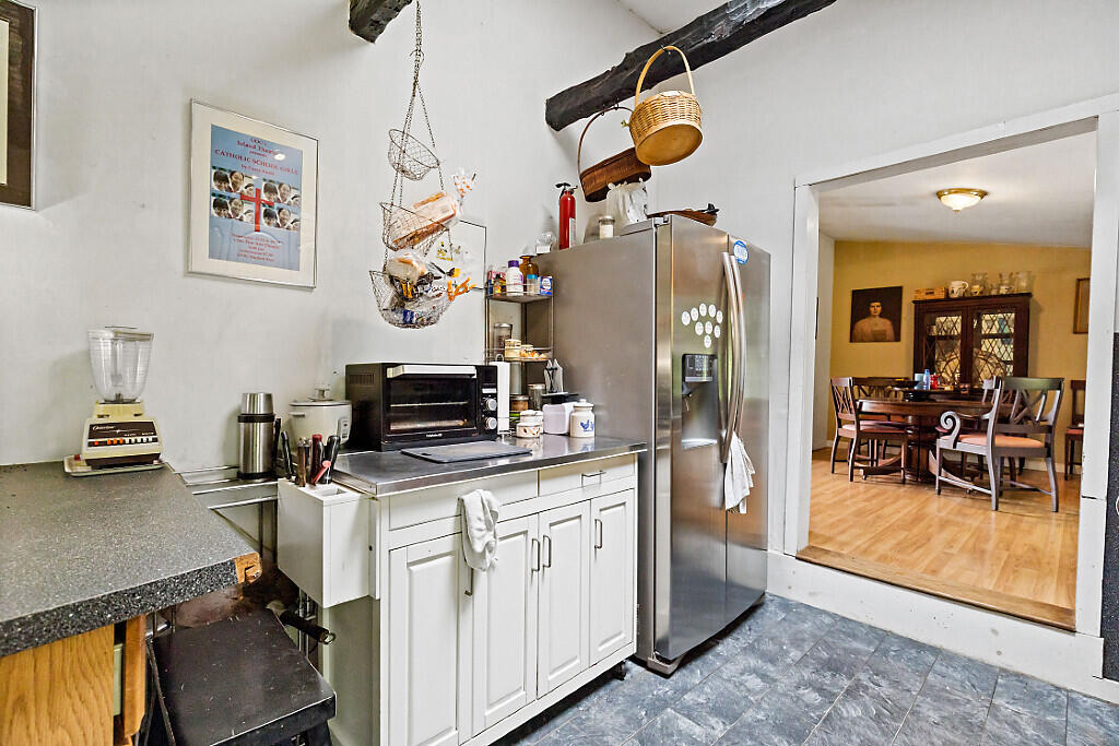 139 Riverside Road Property Photo 12
