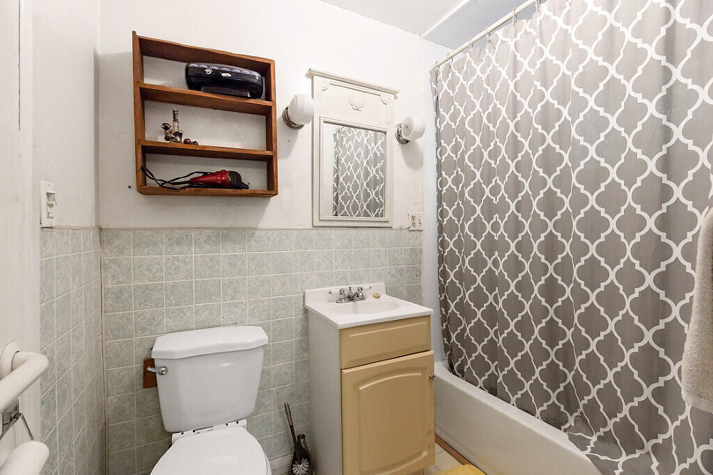 139 Riverside Road Property Photo 32