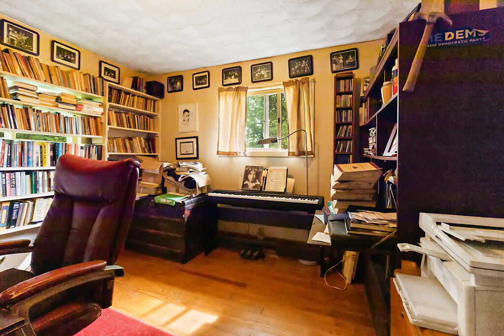 139 Riverside Road Property Photo 34