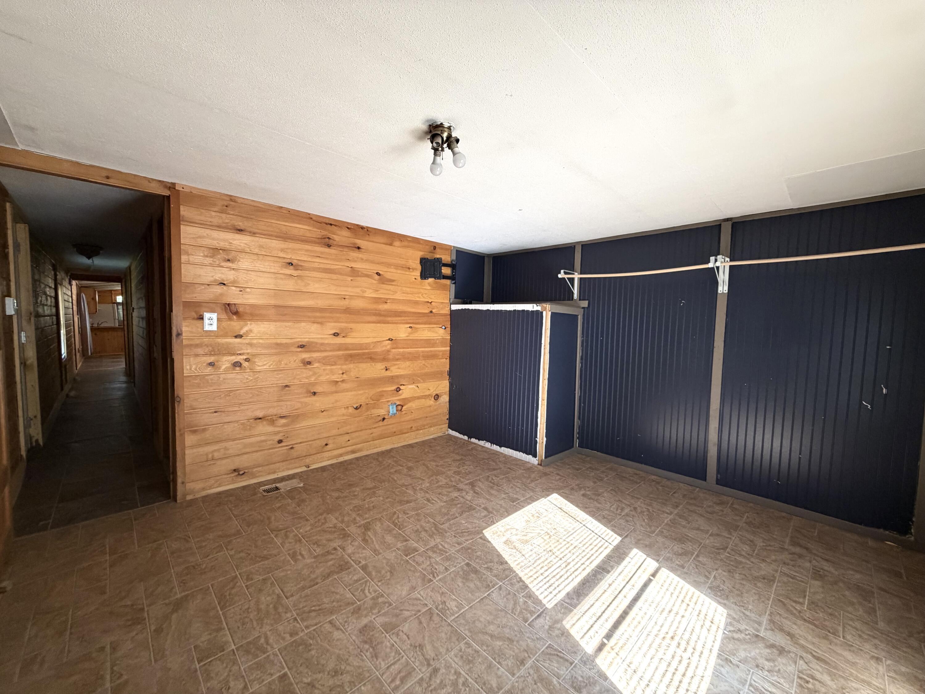16 Craig Lane Property Photo 6
