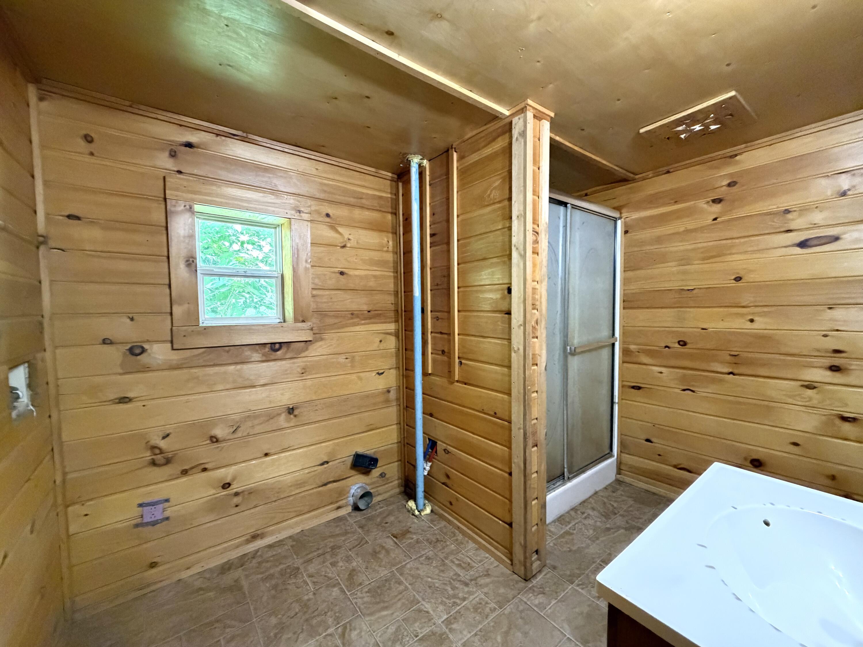 16 Craig Lane Property Photo 18
