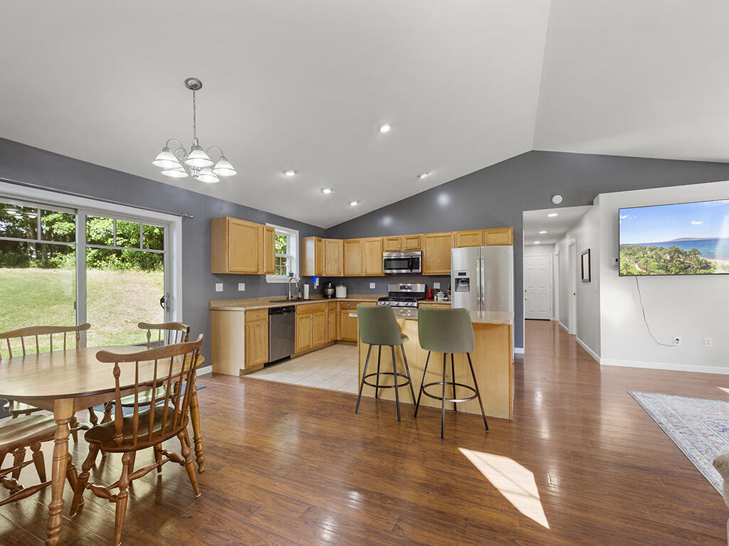 134 Covell Road Property Photo 8