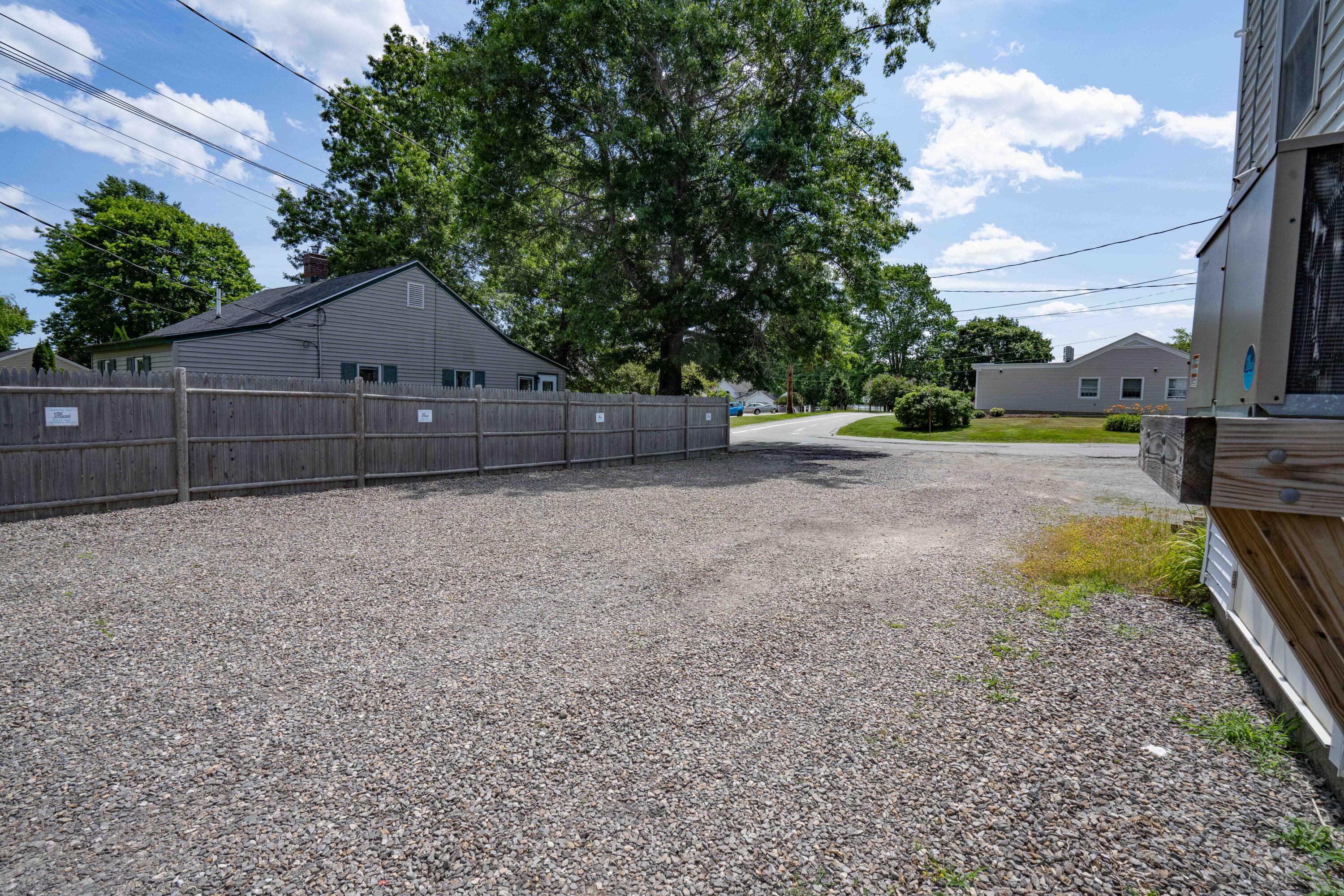 25 And 27 E Main Street Property Photo 3