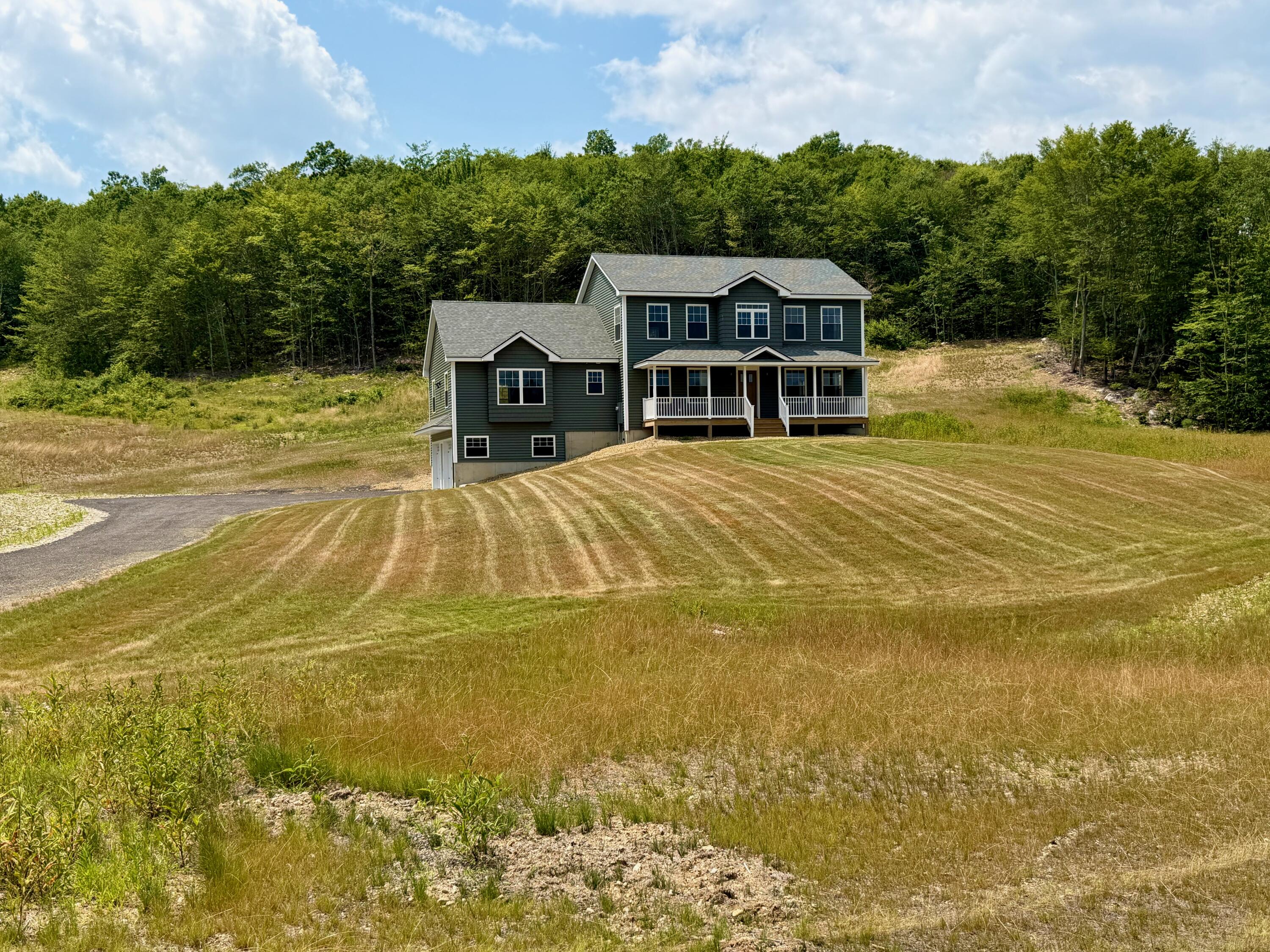 2 Roger's Way Property Photo 1