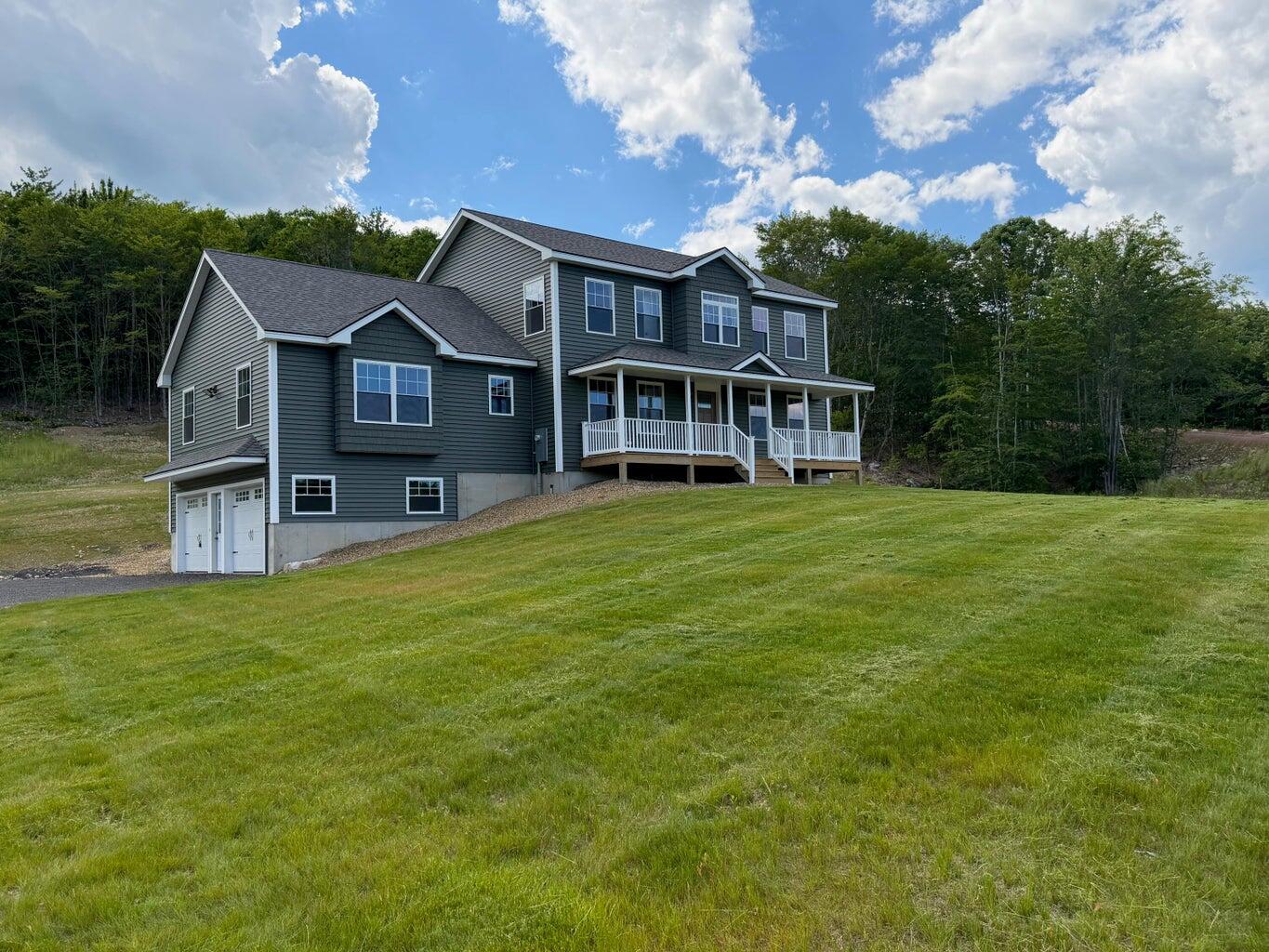 2 Roger's Way Property Photo 4
