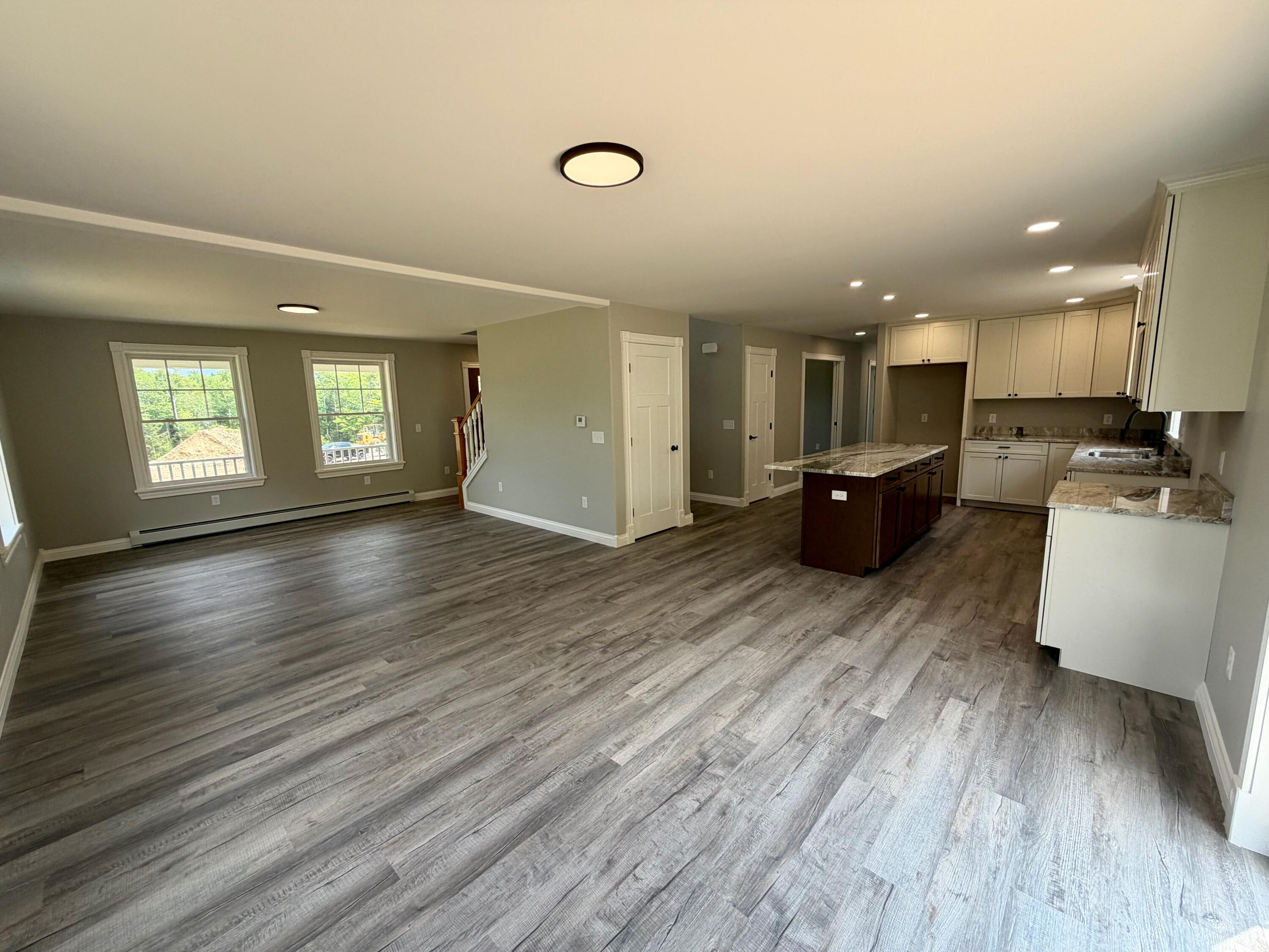 2 Roger's Way Property Photo 9