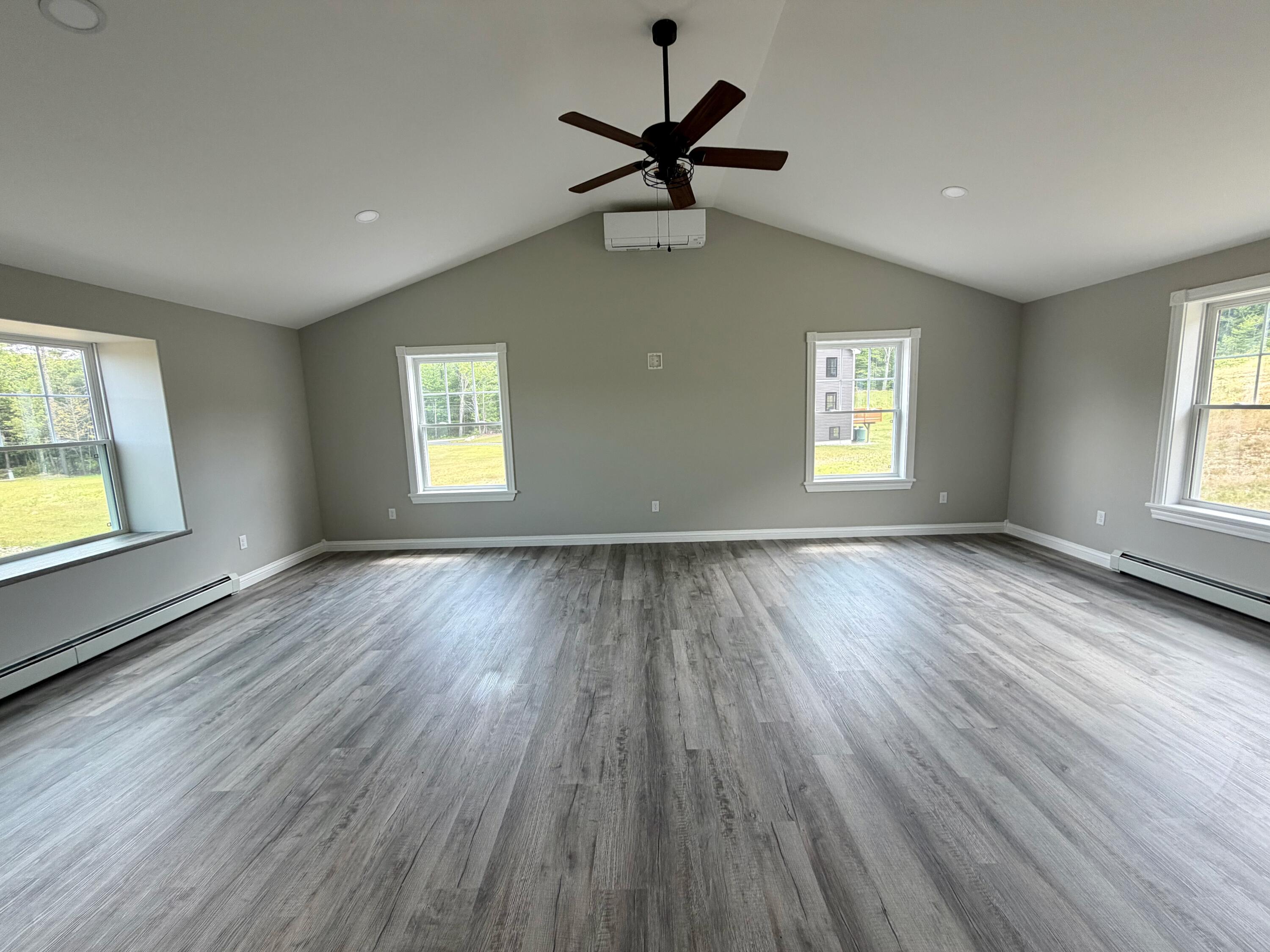 2 Roger's Way Property Photo 15